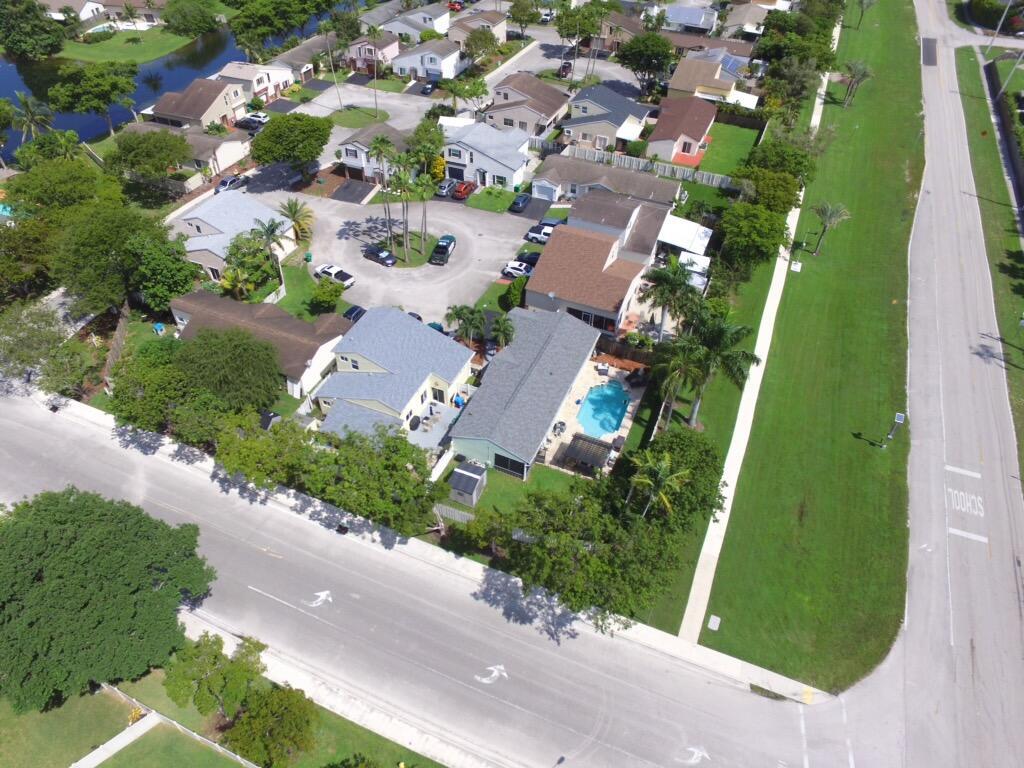 924 CUMBERLAND Terrace, Davie, FL 33325, Davie - Photo 5
