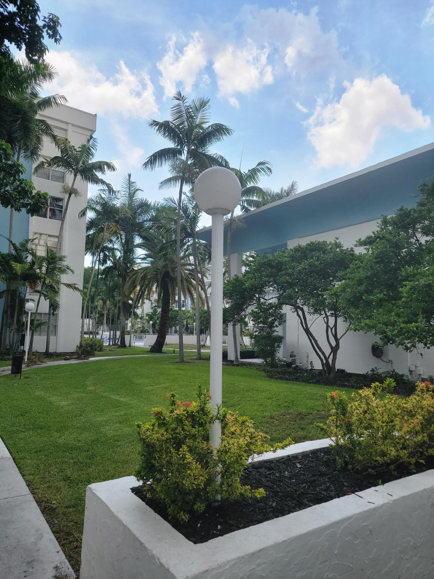484 NW 165TH ST Street A-609, Miami, FL 33169, Miami - Photo 3
