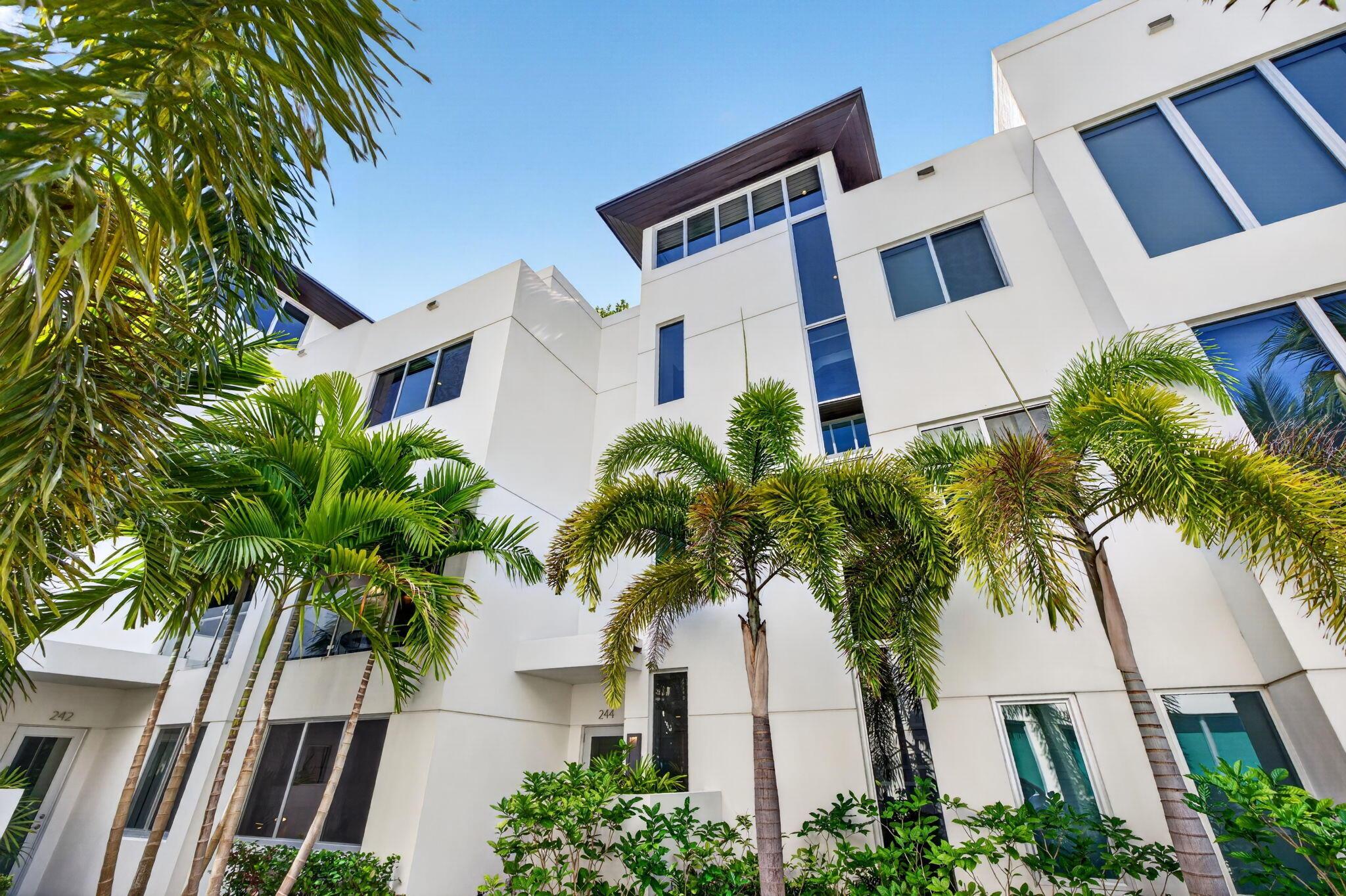 244 Garden Court, Lauderdale-By-The-Sea, FL 33308, Lauderdale-By-The-Sea - Photo 3