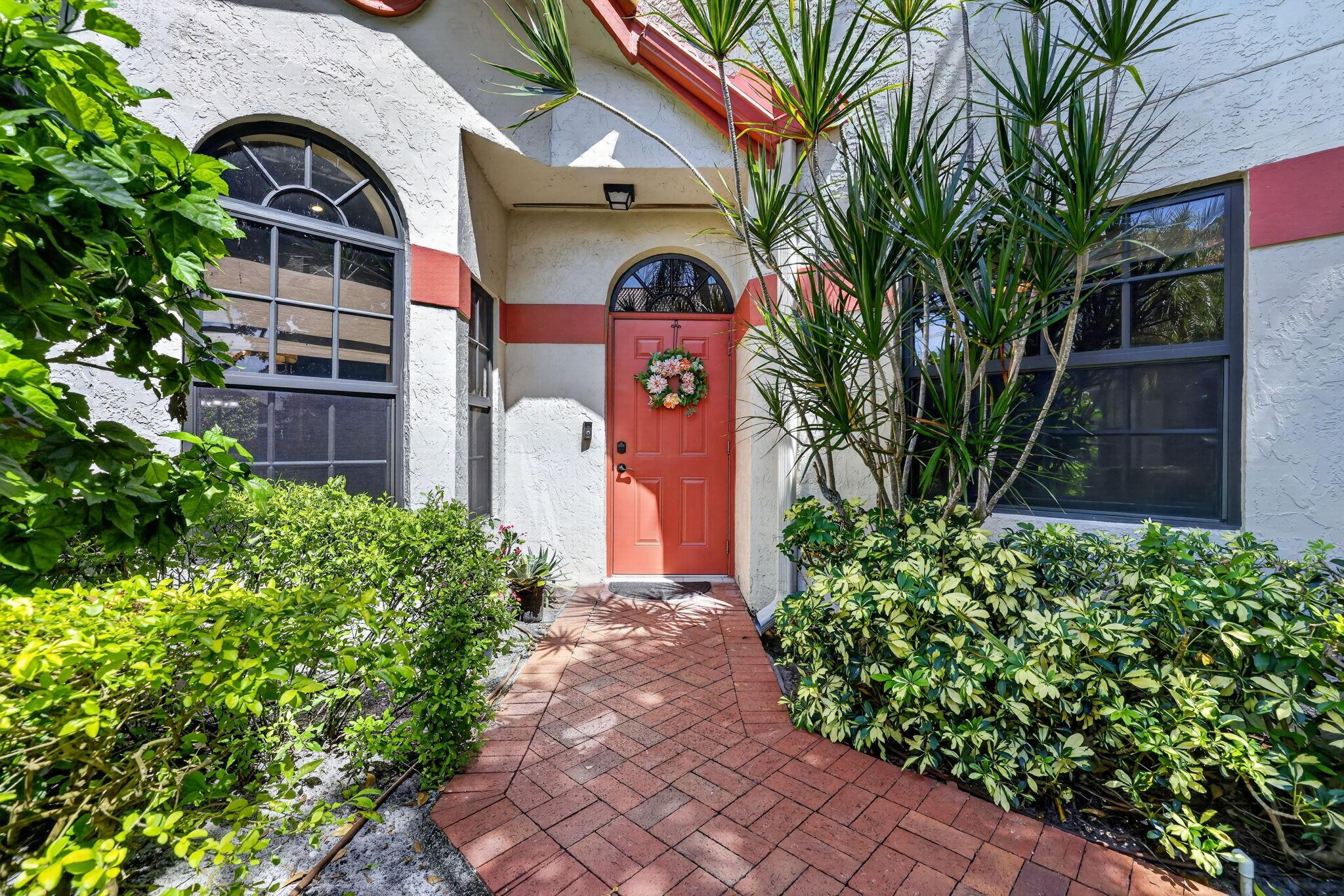 7548 Lexington Club Boulevard Apt A, Delray Beach, FL 33446, Delray Beach - Photo 2