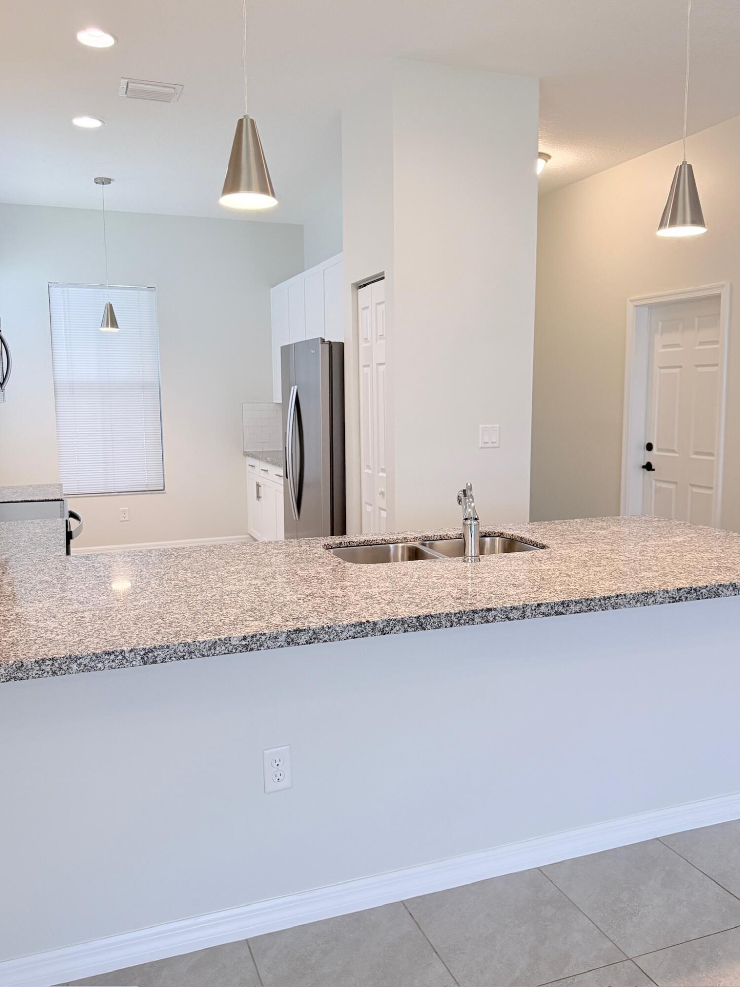 5489 Soria Avenue, Ave Maria, FL 34142, Ave Maria - Photo 4