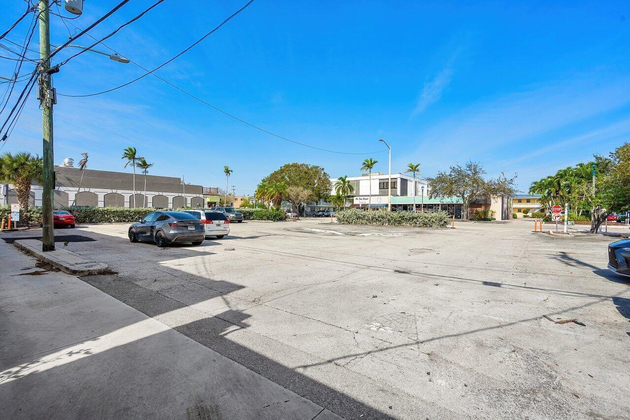 601 Lucerne Avenue, Lake Worth Beach, FL 33460, Lake Worth Beach - Photo 4