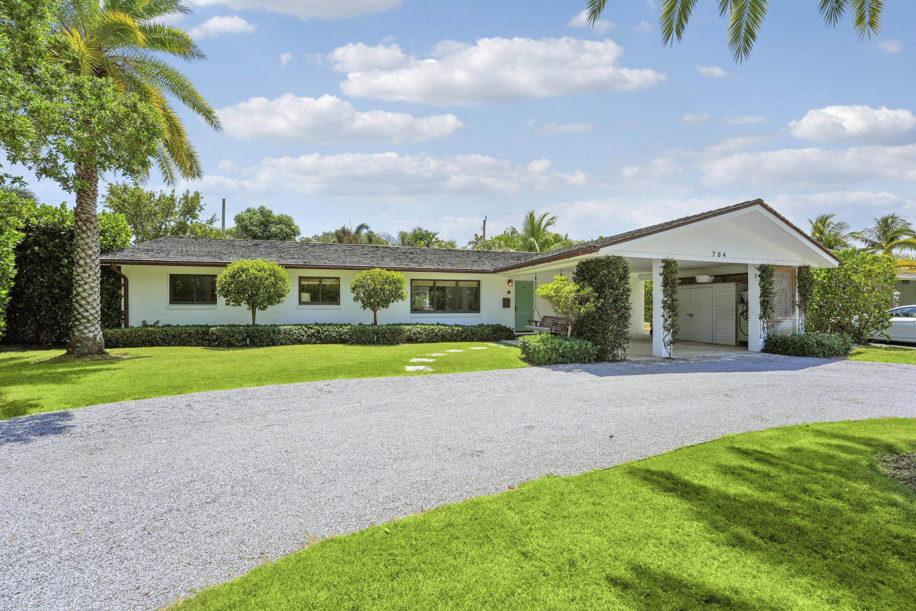 704 PELICAN Way, North Palm Beach, FL 33408, North Palm Beach