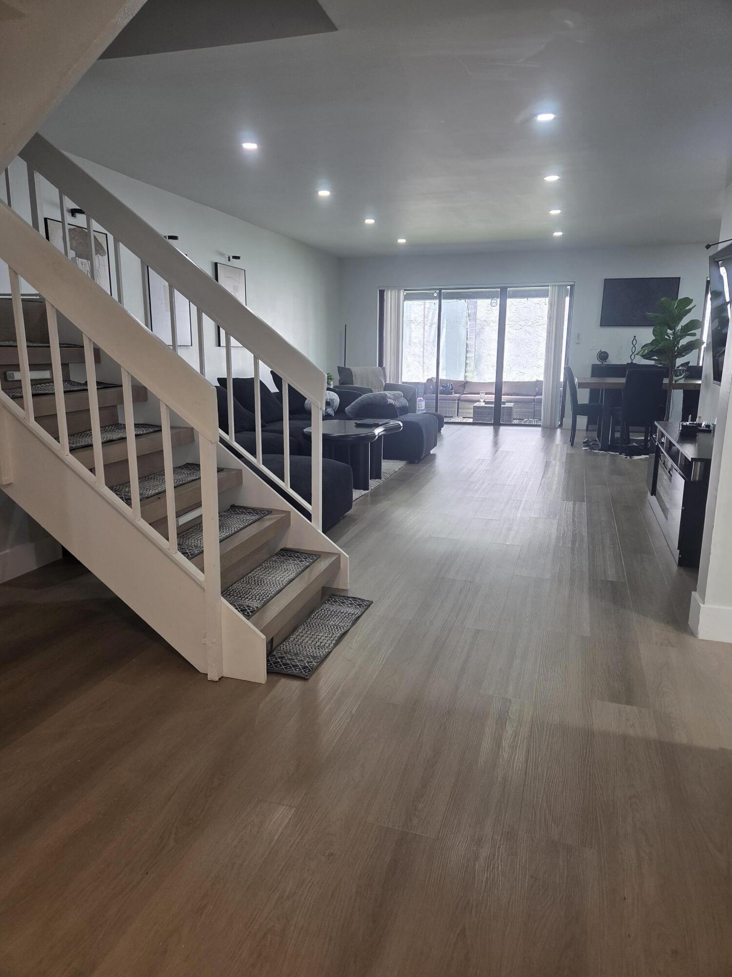 9727 N New River Canal Road 629, Plantation, FL 33324, Plantation - Photo 5