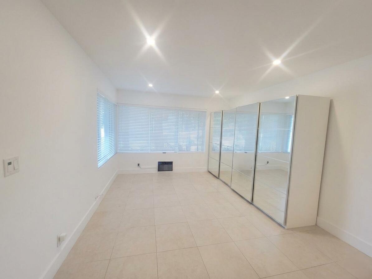 1415 SE 2nd Street 2, Fort Lauderdale, FL 33301, Fort Lauderdale - Photo 2