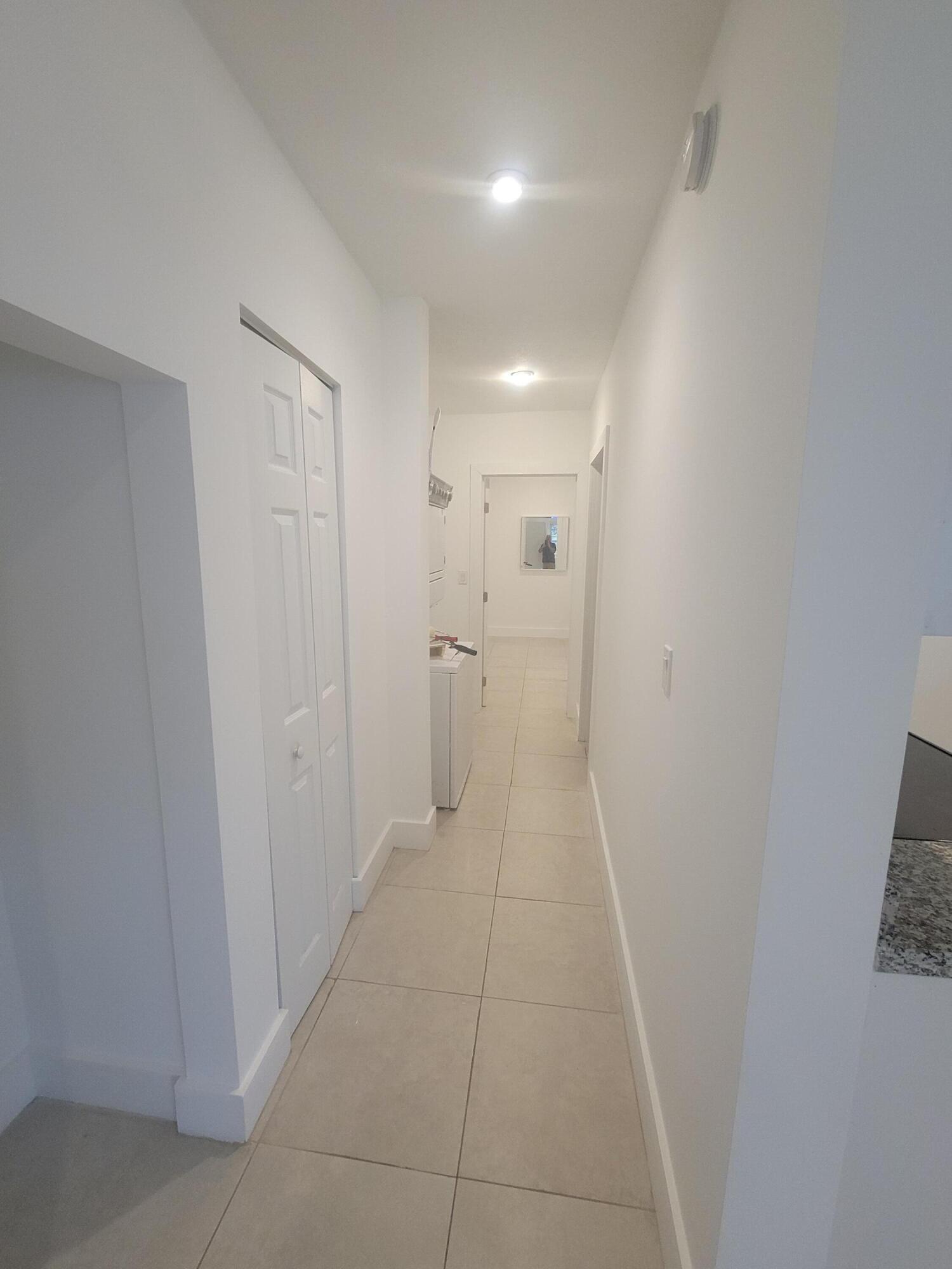 1415 SE 2nd Street 2, Fort Lauderdale, FL 33301, Fort Lauderdale - Photo 5