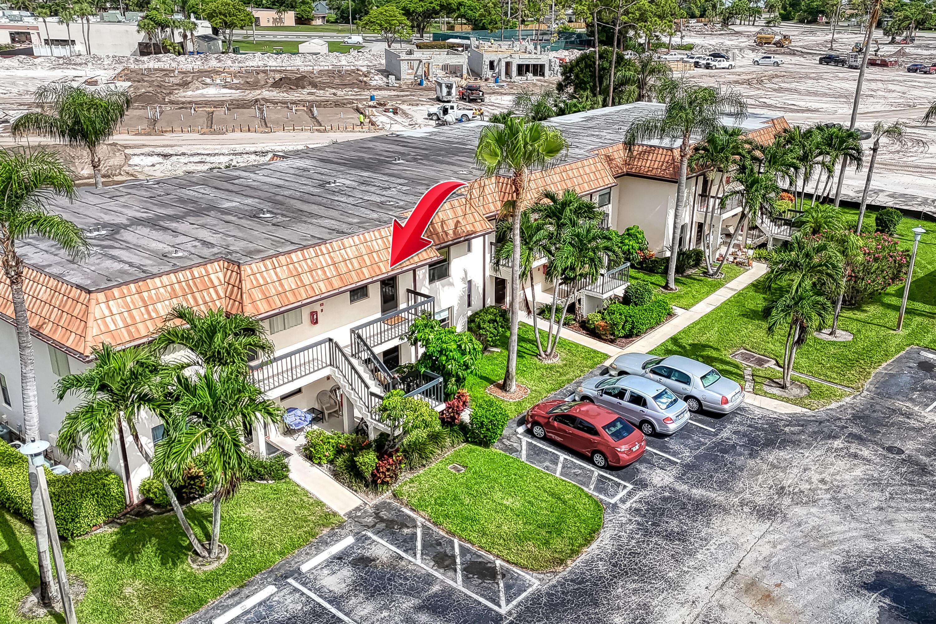 7257 GOLF COLONY Court 202, Lake Worth, FL 33467, Lake Worth - Photo 2