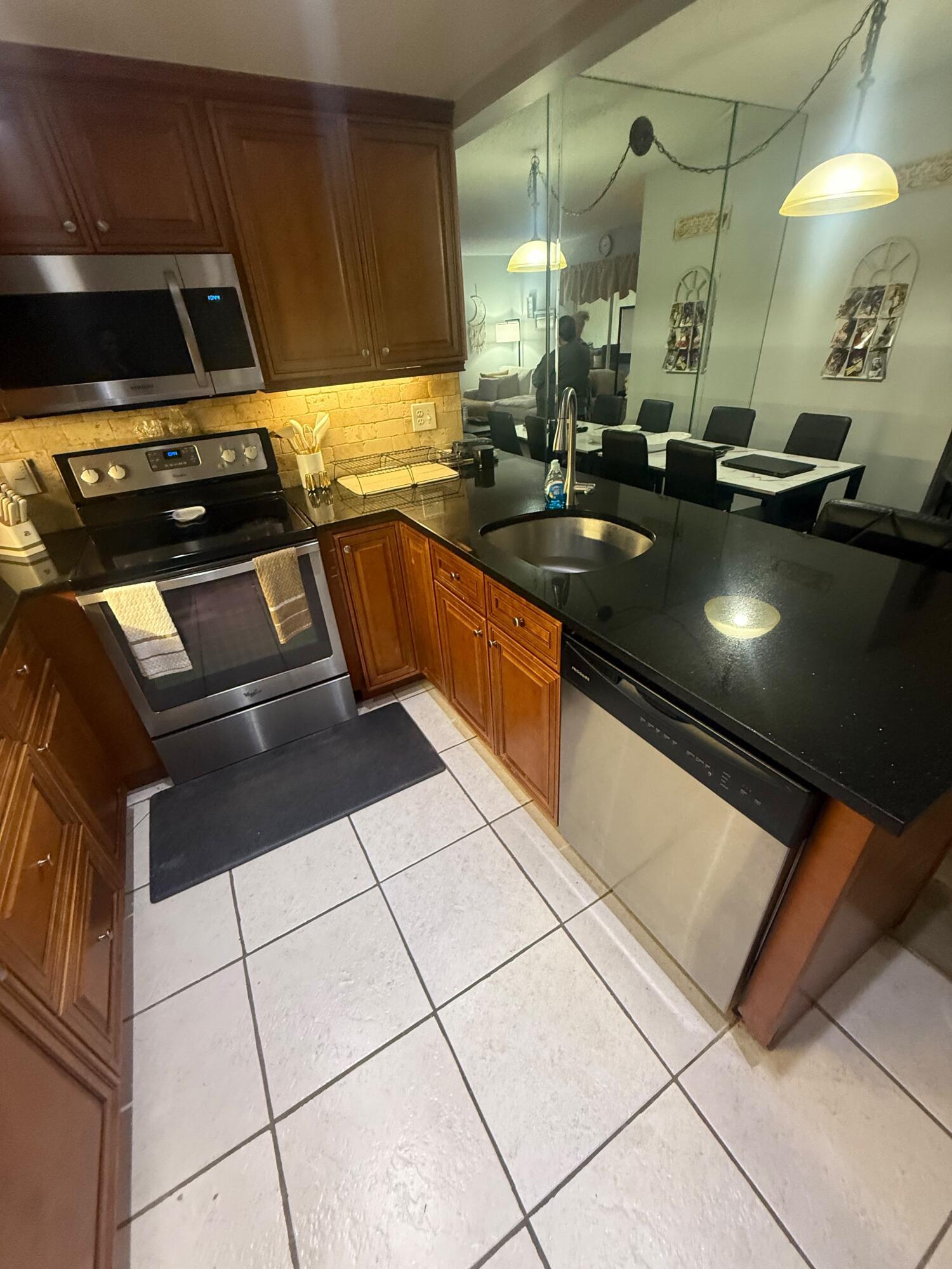 4815 Sable Pine Circle C1, West Palm Beach, FL 33417, West Palm Beach - Photo 2