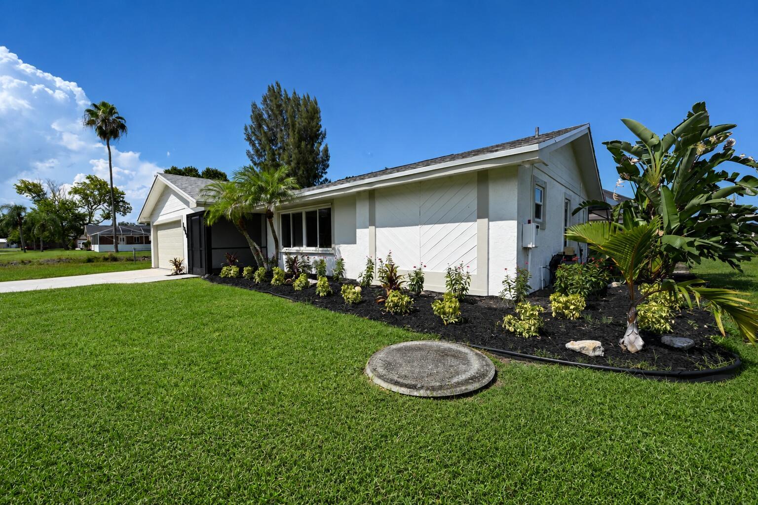 1091 SE Preston Lane, Port St. Lucie, FL 34983, Port St. Lucie - Photo 3