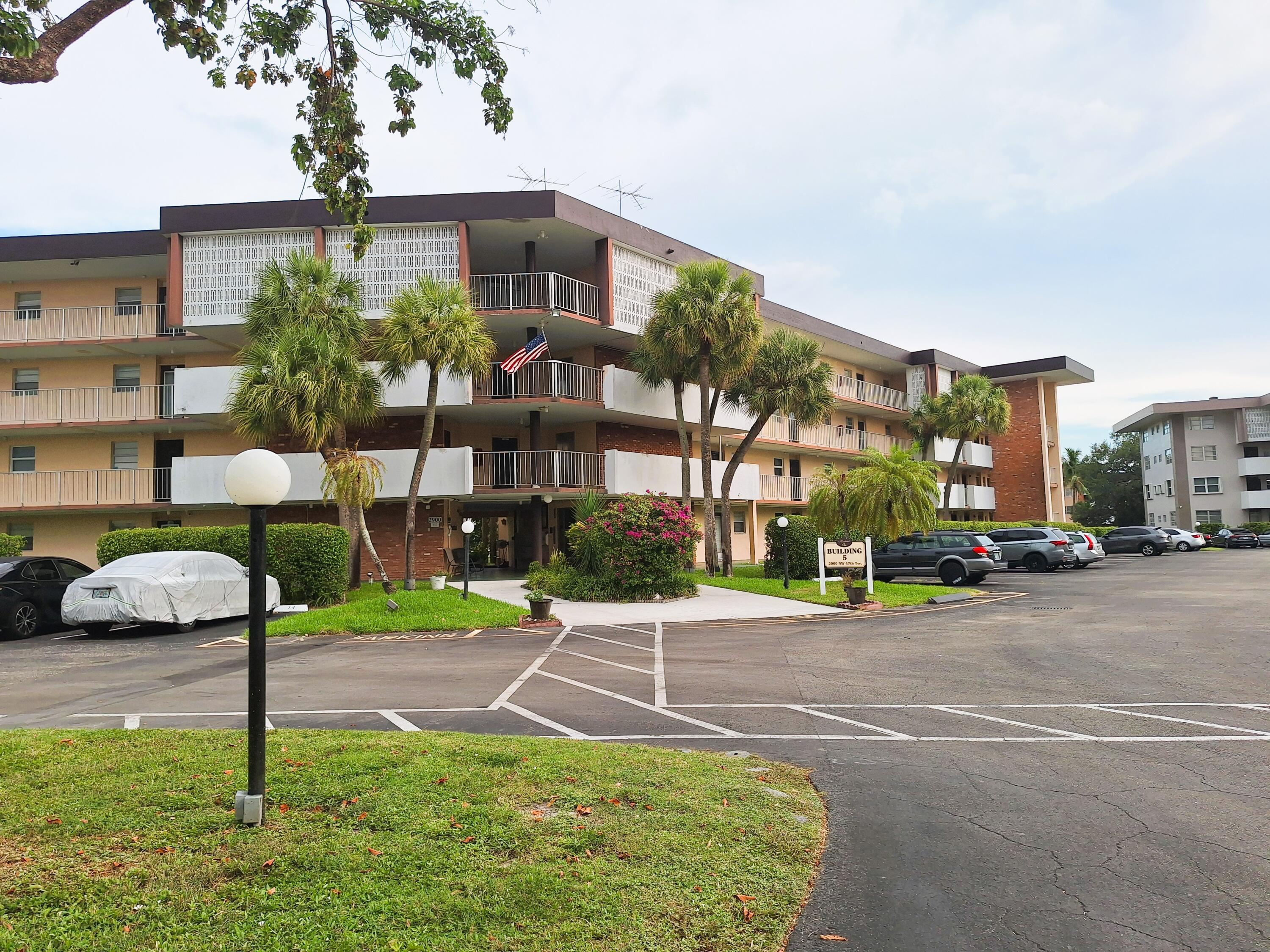 2900 NW 47TH Terrace 303B, Lauderdale Lakes, FL 33313, Lauderdale Lakes