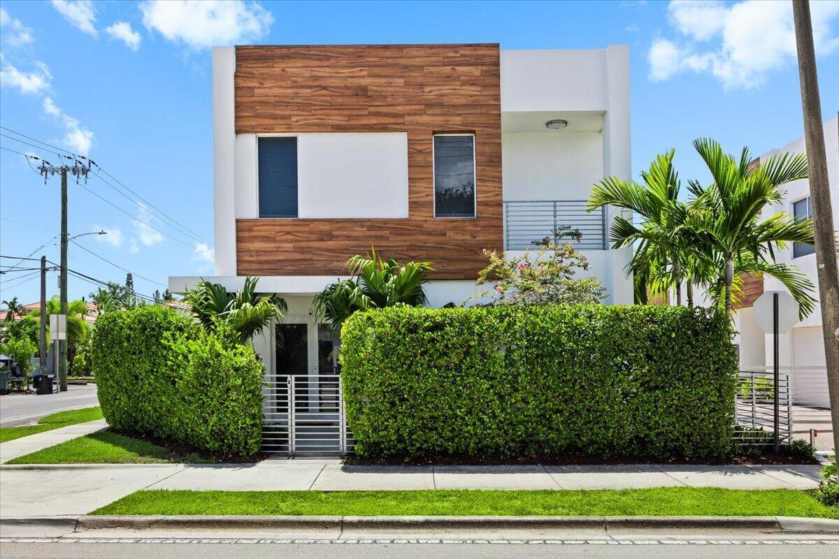 1255 NE 18TH Avenue, Fort Lauderdale, FL 33304, Fort Lauderdale - Photo 3