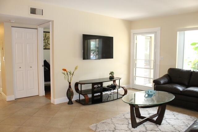 6436 CHASEWOOD Drive B, Jupiter, FL 33458, Jupiter - Photo 4