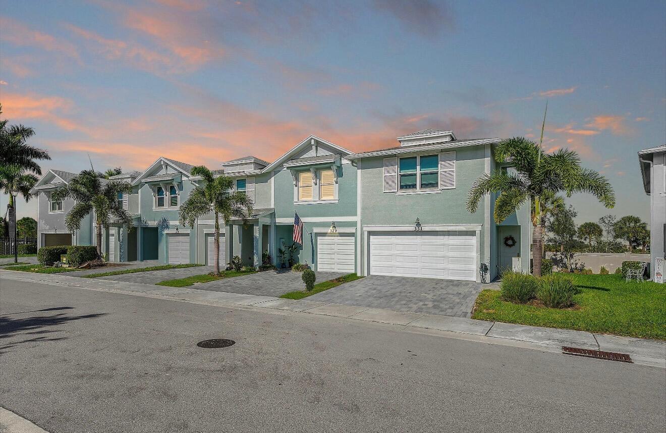 329 SE Halifax Lane, Stuart, FL 34994, Stuart - Photo 2