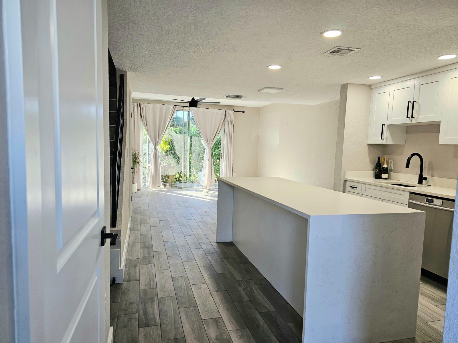 1102 E Jeffery Street, Boca Raton, FL 33487, Boca Raton - Photo 2
