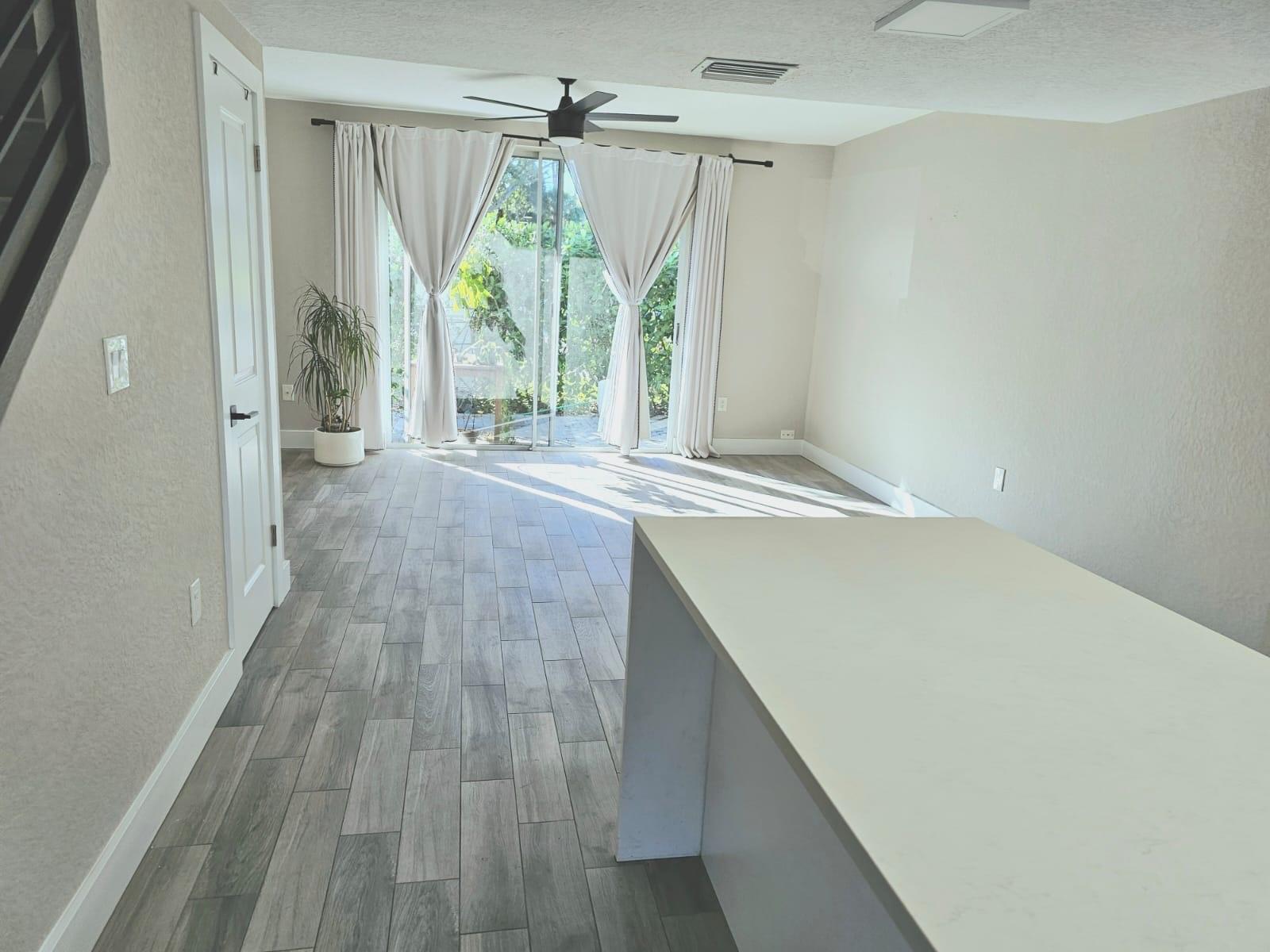 1102 E Jeffery Street, Boca Raton, FL 33487, Boca Raton - Photo 3
