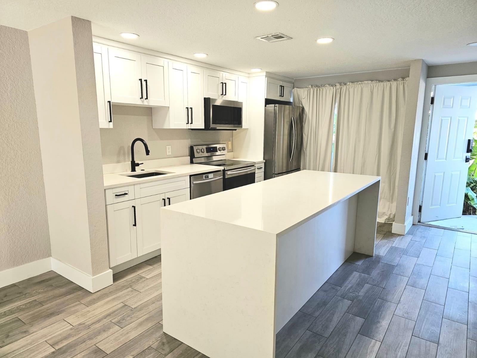 1102 E Jeffery Street, Boca Raton, FL 33487, Boca Raton - Photo 5