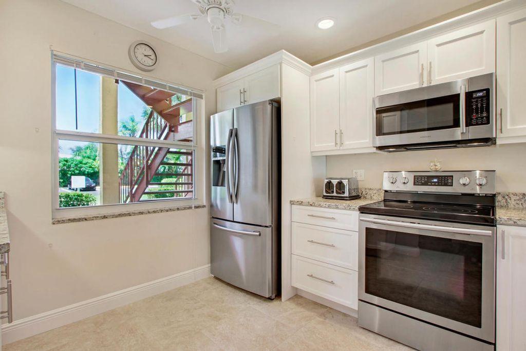 717 S US Hwy 1 Unit 304, Jupiter, FL 33477, Jupiter - Photo 4
