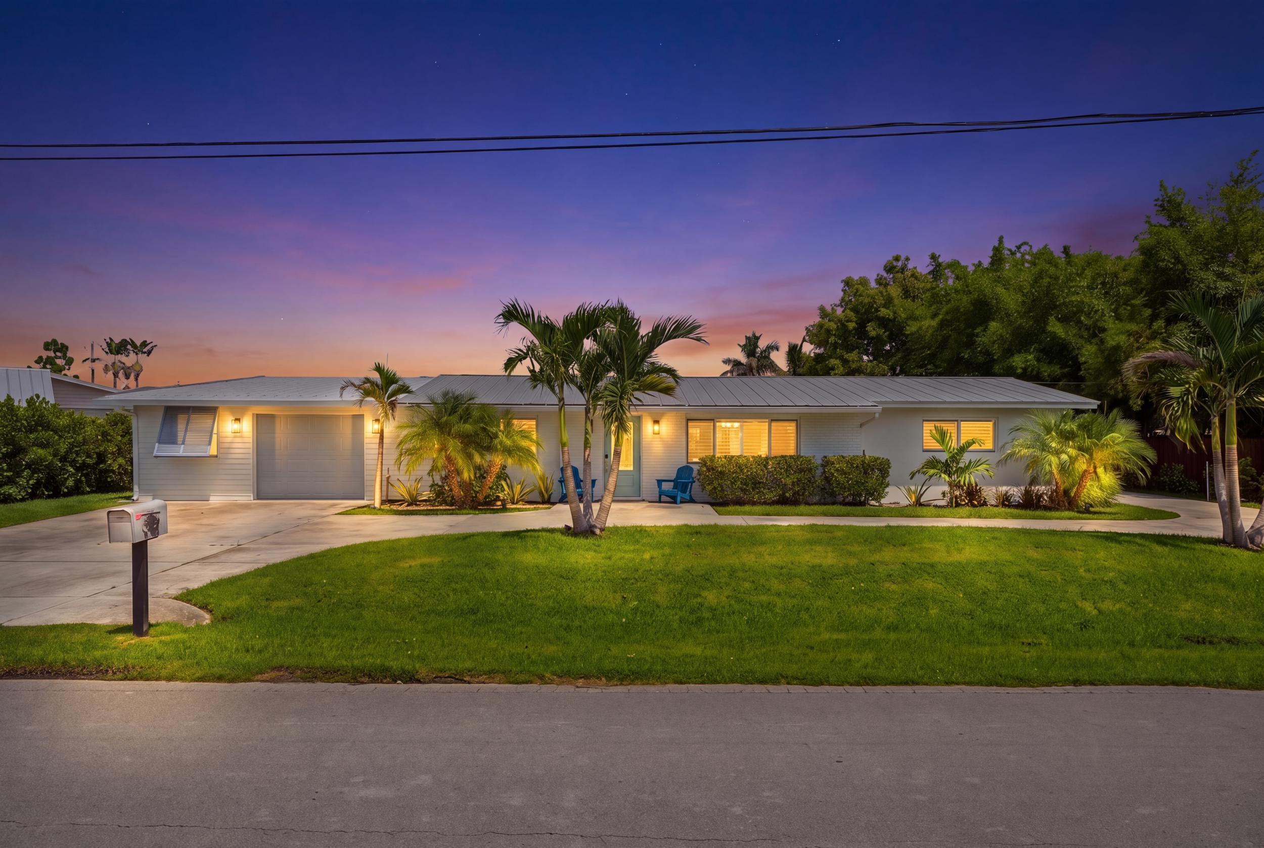 387 SW RIVERWAY Boulevard, Palm City, FL 34990, Palm City - Photo 3