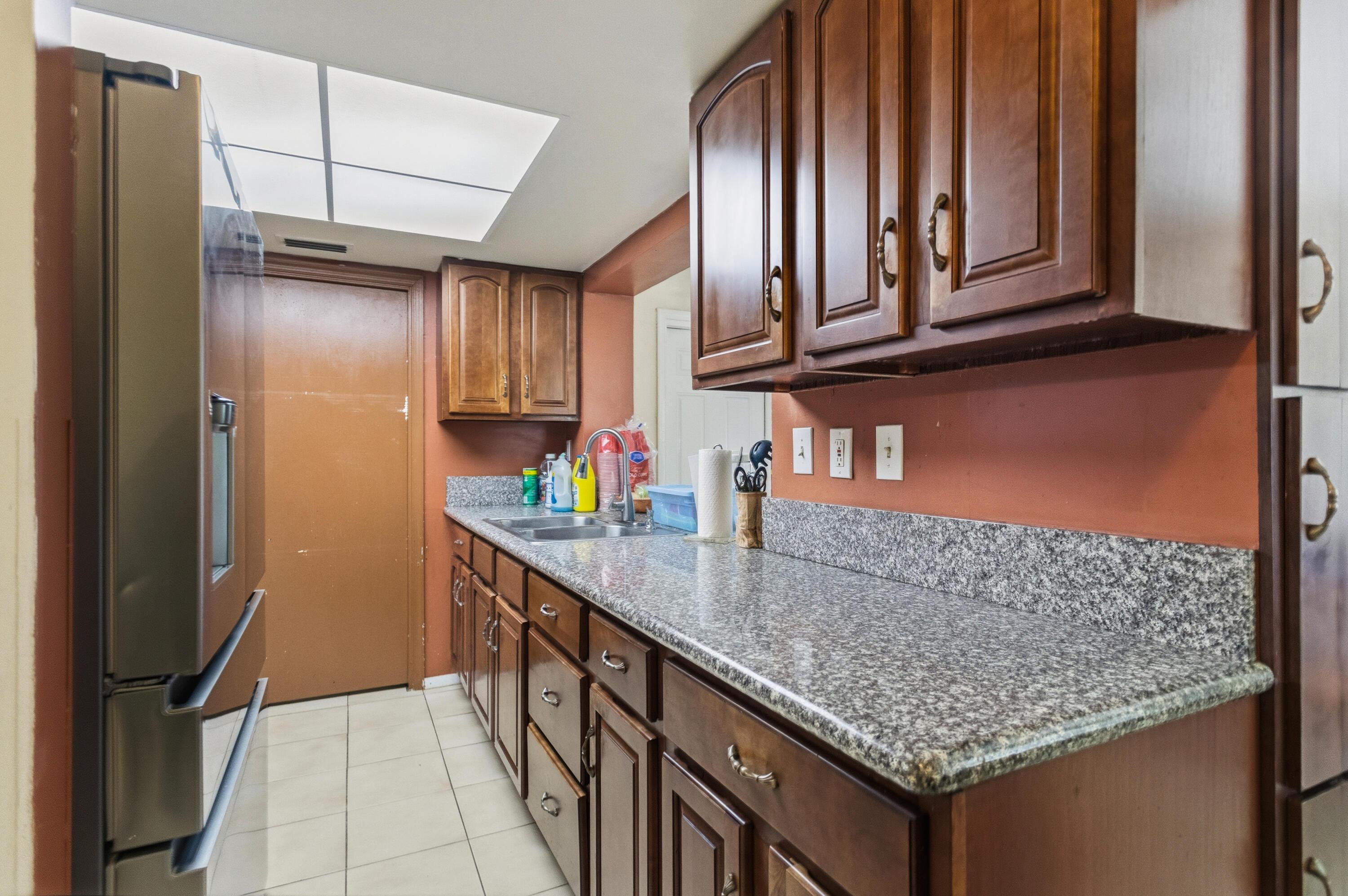 4818 NW 58TH Street, Tamarac, FL 33319, Tamarac - Photo 4
