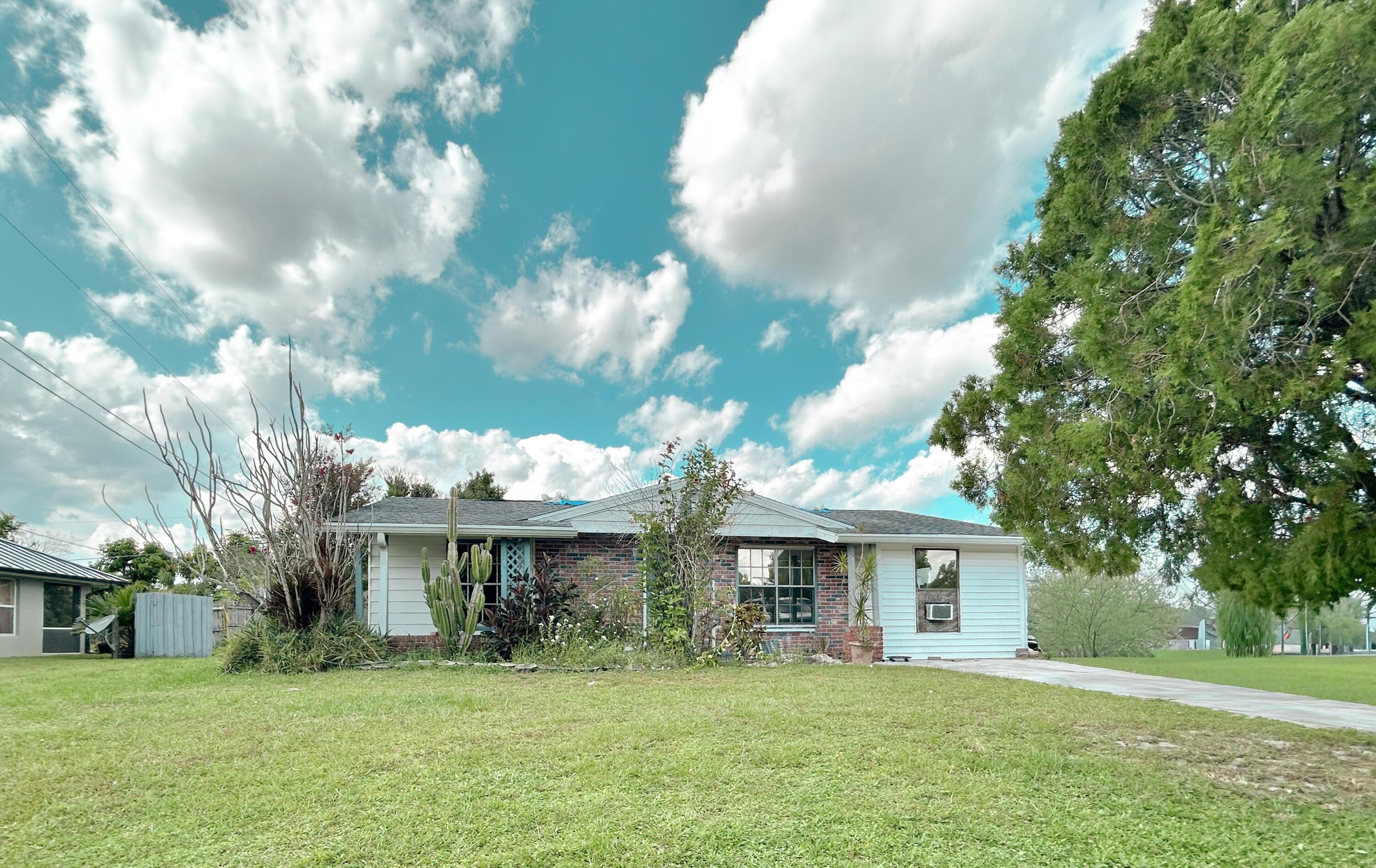 201 NW Floresta Drive, Port St. Lucie, FL 34983, Port St. Lucie