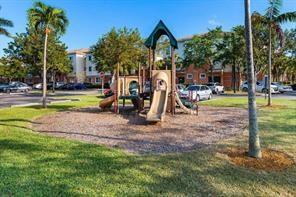 9825 BAYWINDS Boulevard 1105, West Palm Beach, FL 33411, West Palm Beach - Photo 2