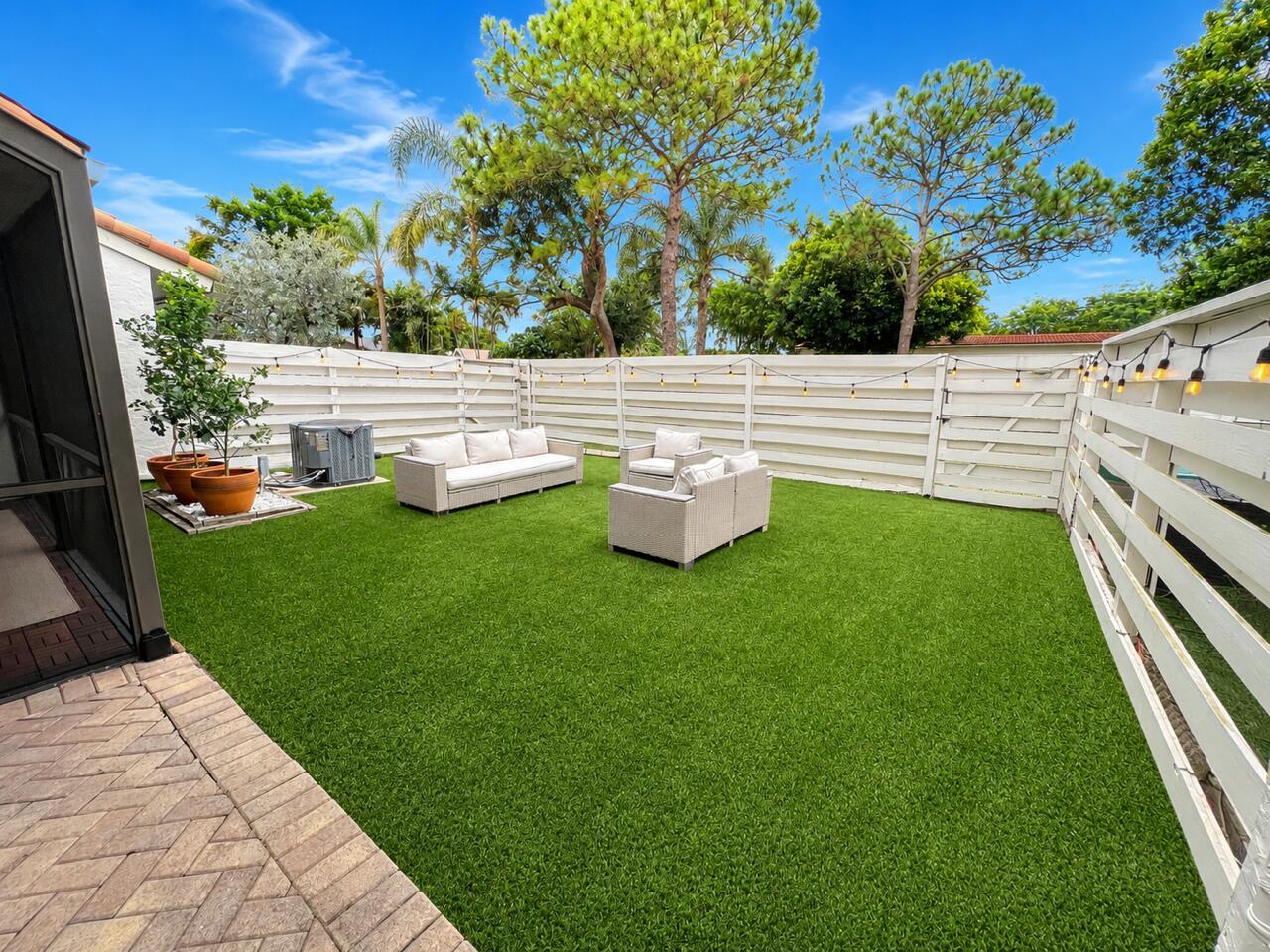 21596 Coronado Avenue, Boca Raton, FL 33433, Boca Raton - Photo 4