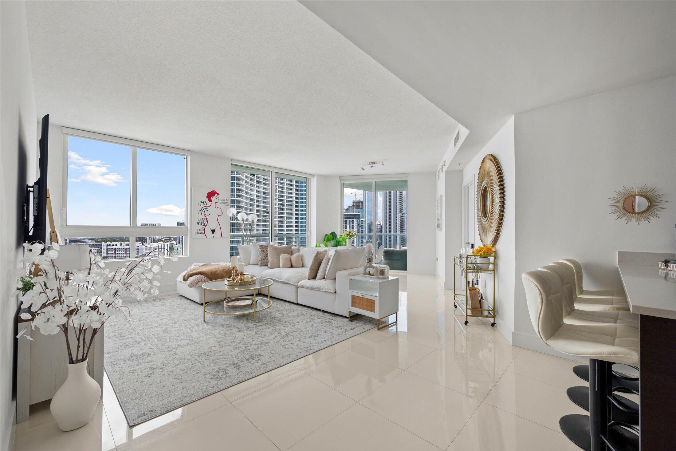 1900 N Bayshore Drive 2312, Miami, FL 33132, Miami - Photo 5