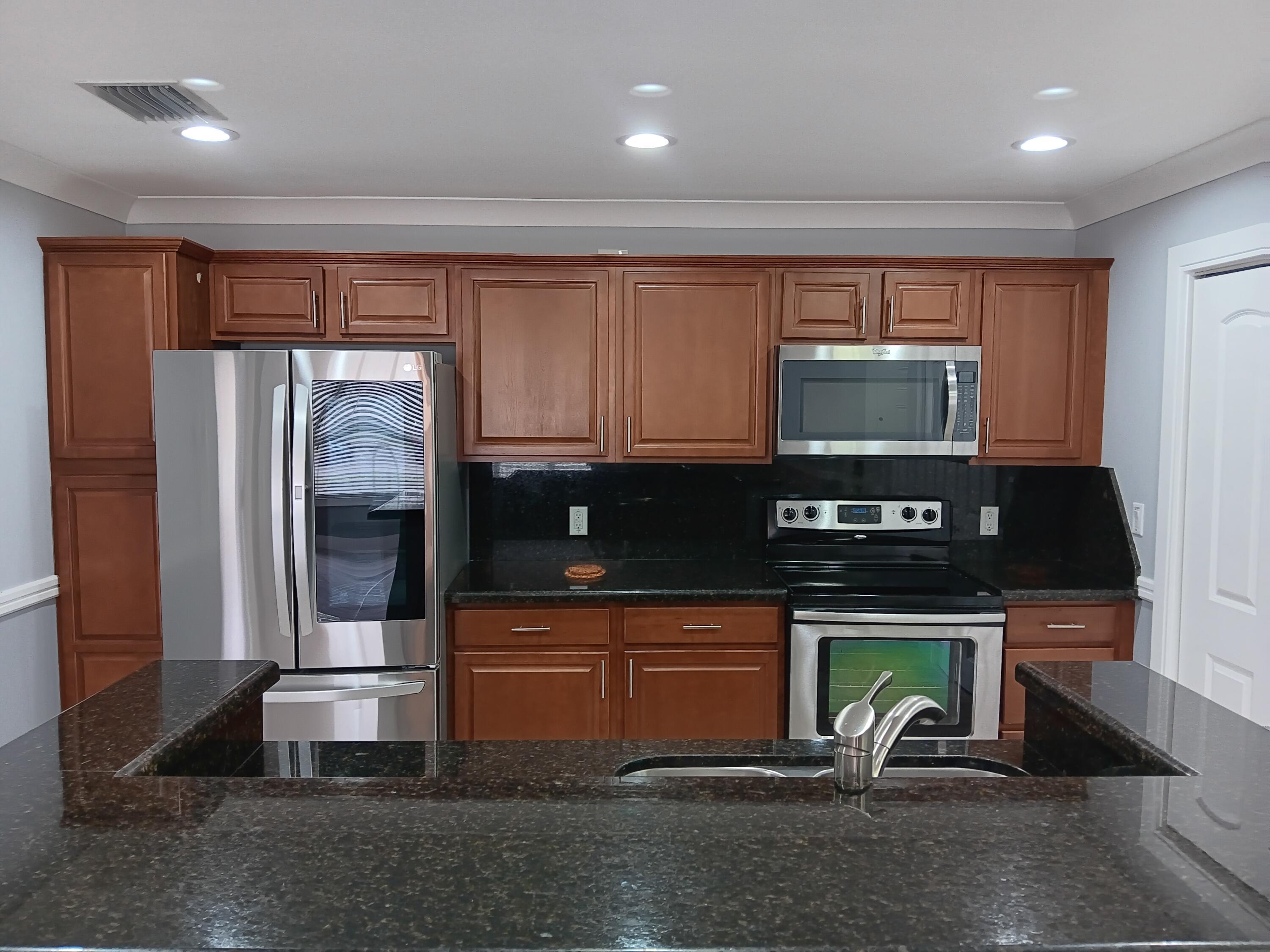 3440 PINEWALK Drive N 515, Margate, FL 33063, Margate - Photo 3
