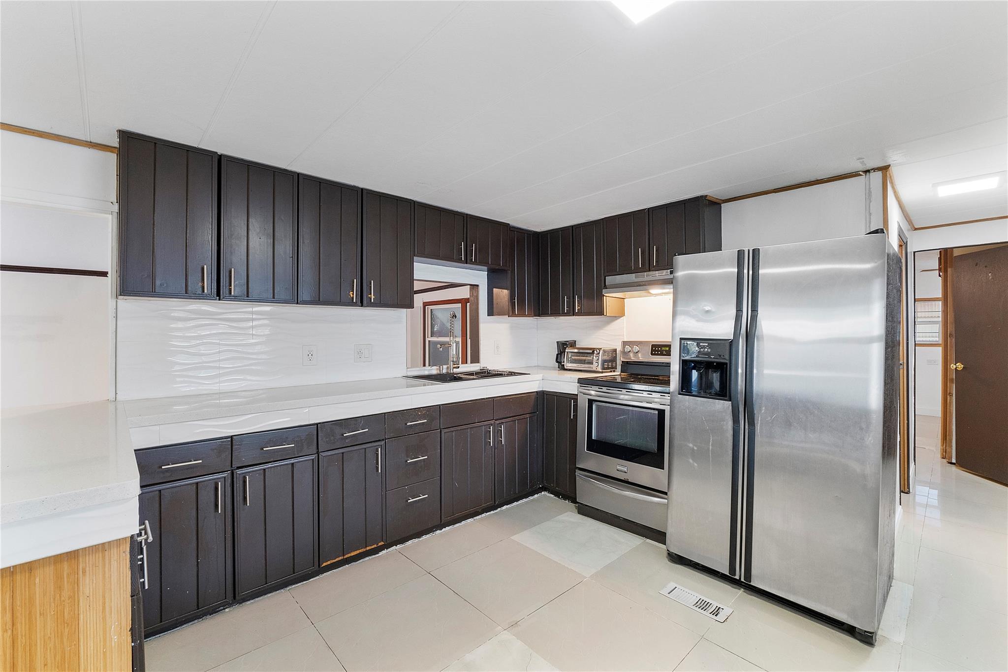 2710 E MARINA Drive, Dania Beach, FL 33312, Dania Beach - Photo 2