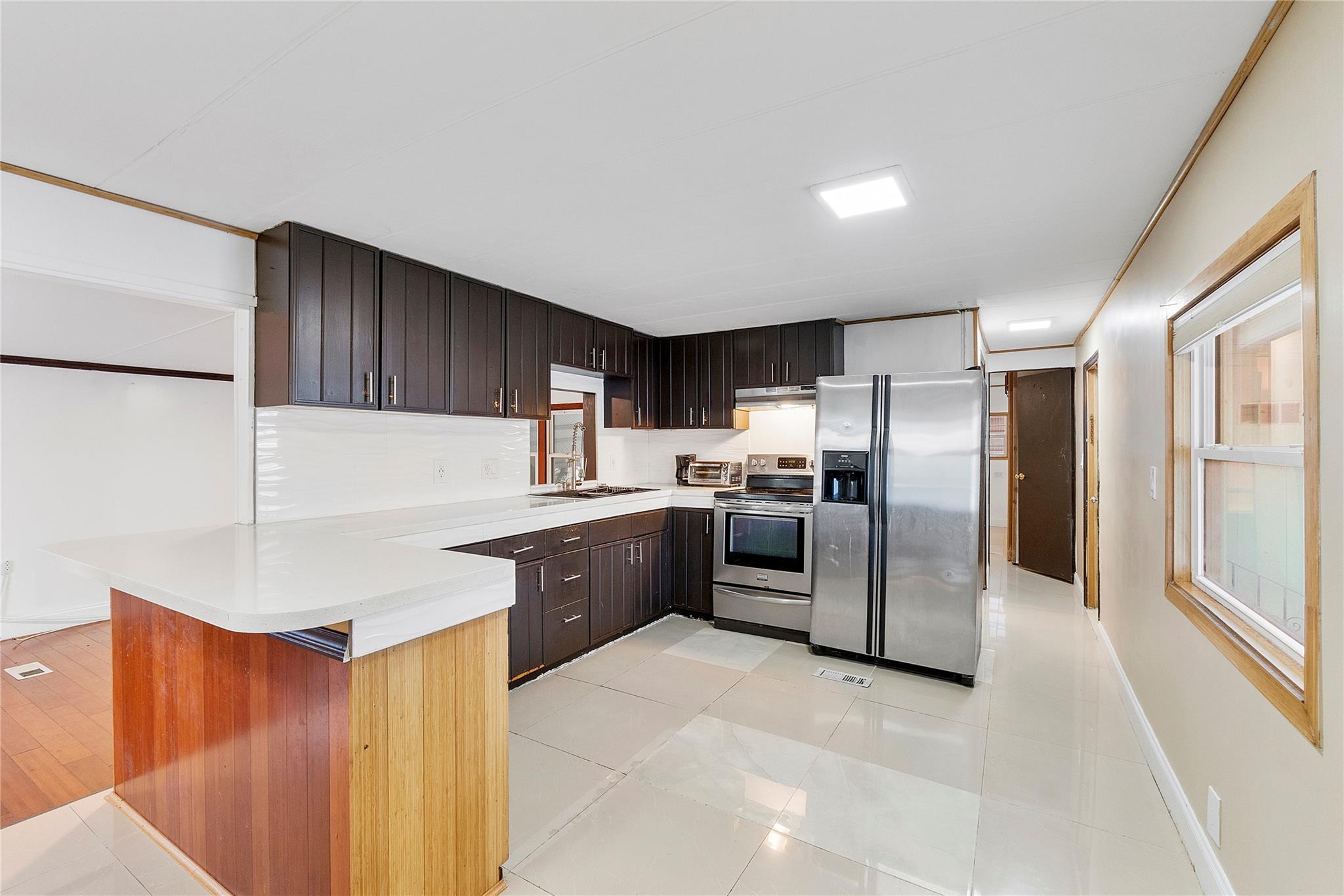 2710 E MARINA Drive, Dania Beach, FL 33312, Dania Beach - Photo 3