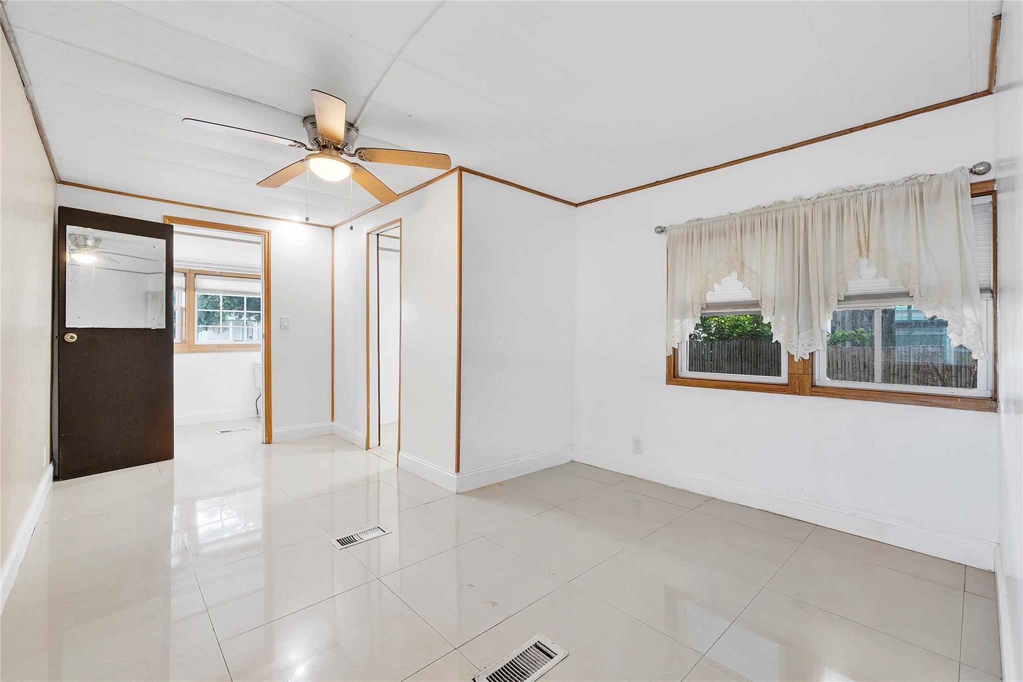 2710 E MARINA Drive, Dania Beach, FL 33312, Dania Beach - Photo 5