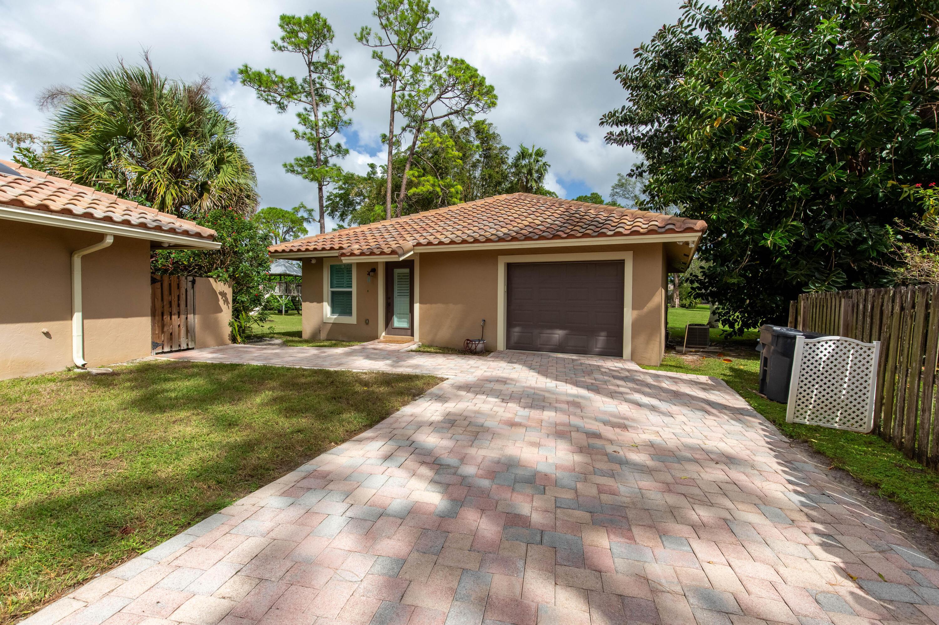 352 WINDOW ROCK Drive, Wellington, FL 33414, Wellington
