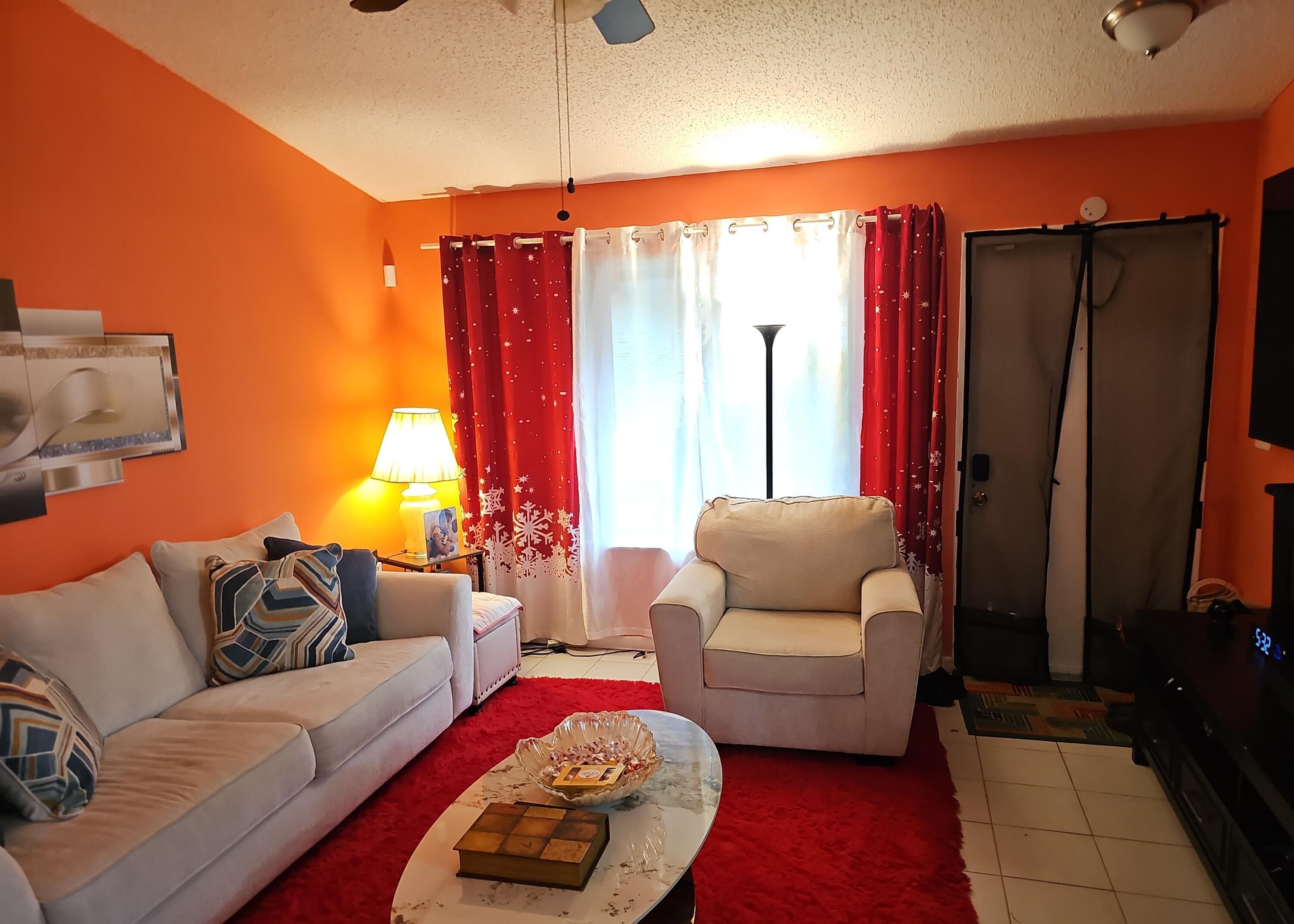 5324 Bosque Lane 91, West Palm Beach, FL 33415, West Palm Beach - Photo 2