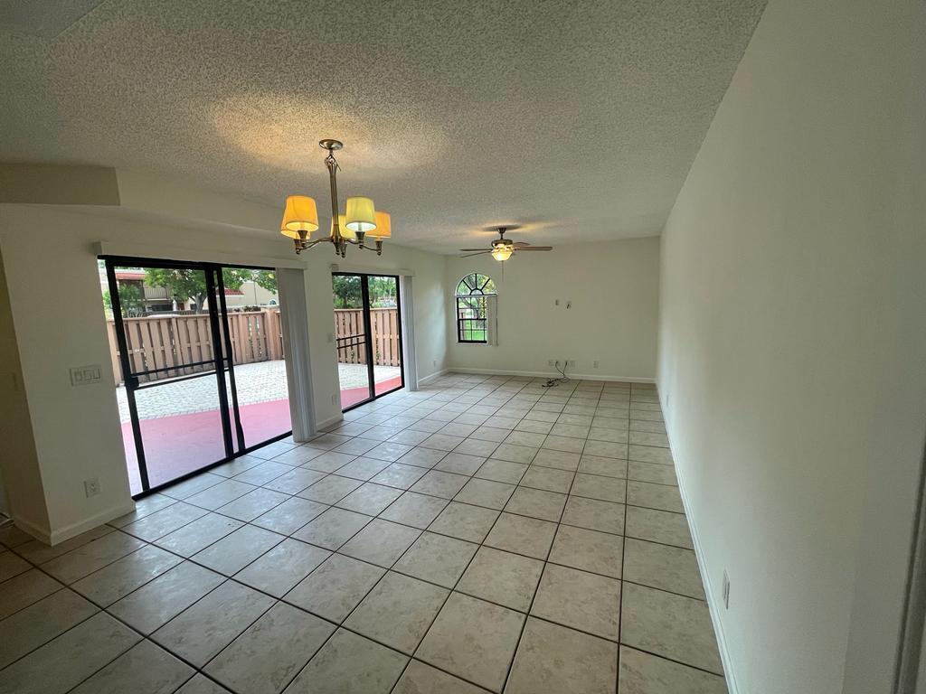 8243 Thames Boulevard D, Boca Raton, FL 33433, Boca Raton - Photo 4