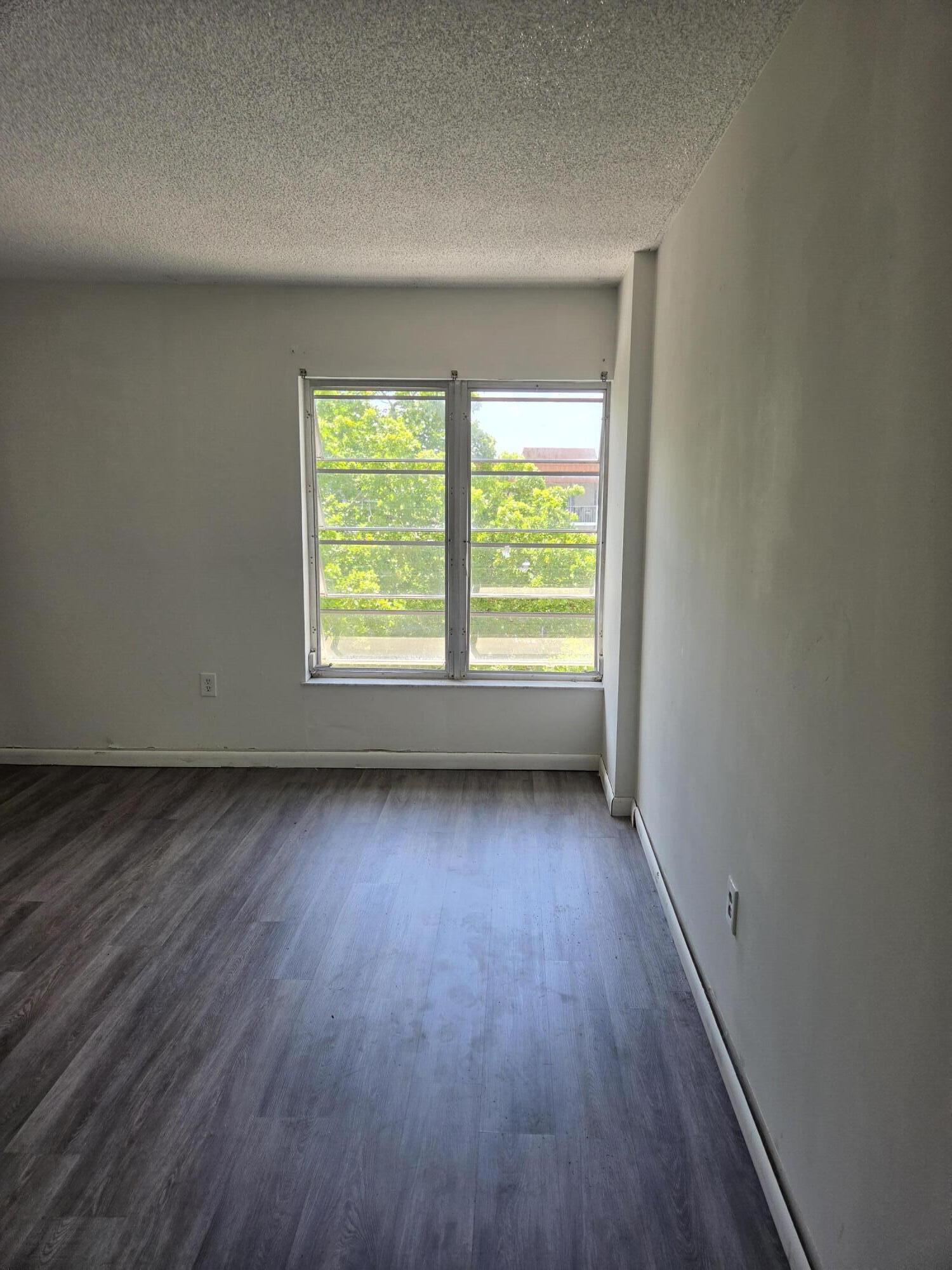 4160 INVERRARY Drive 507, Lauderhill, FL 33319, Lauderhill