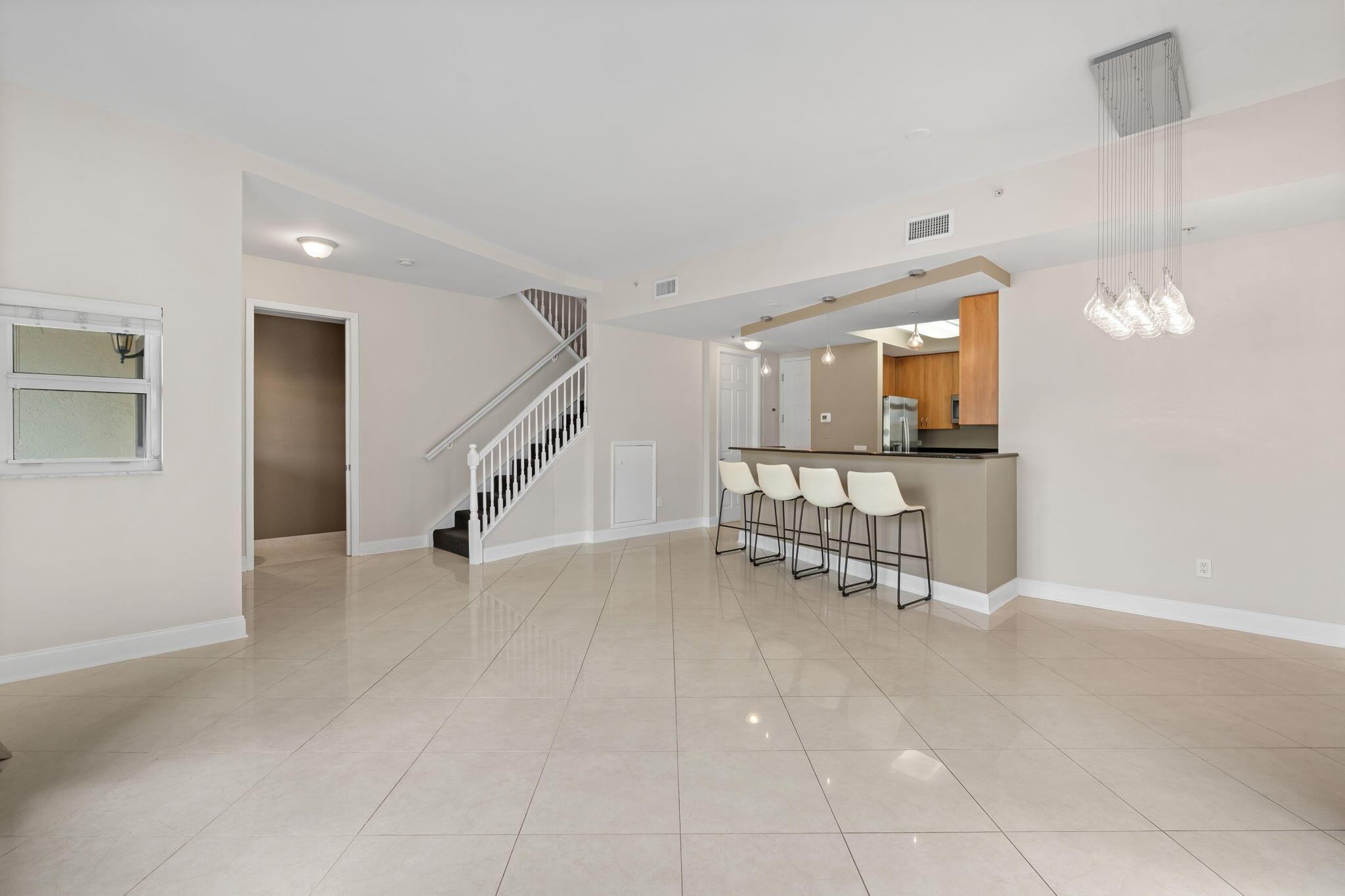 2617 NE 14th Avenue 109, Wilton Manors, FL 33334, Wilton Manors - Photo 5