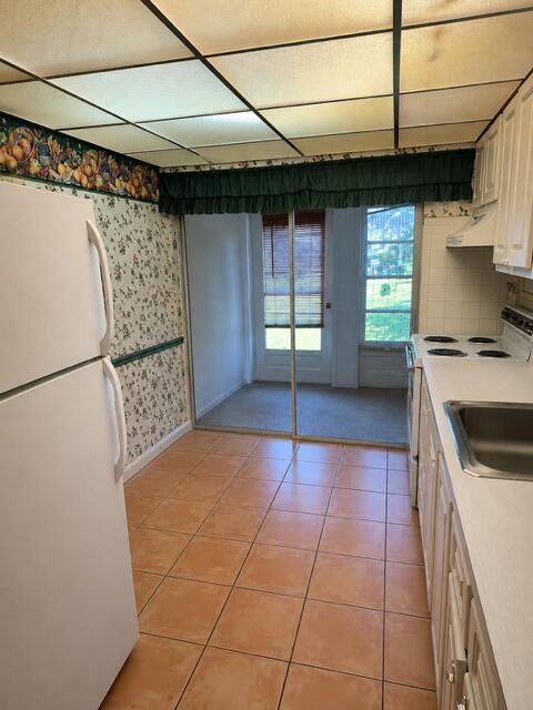7500 NW 5TH Place 104, Margate, FL 33063, Margate - Photo 4