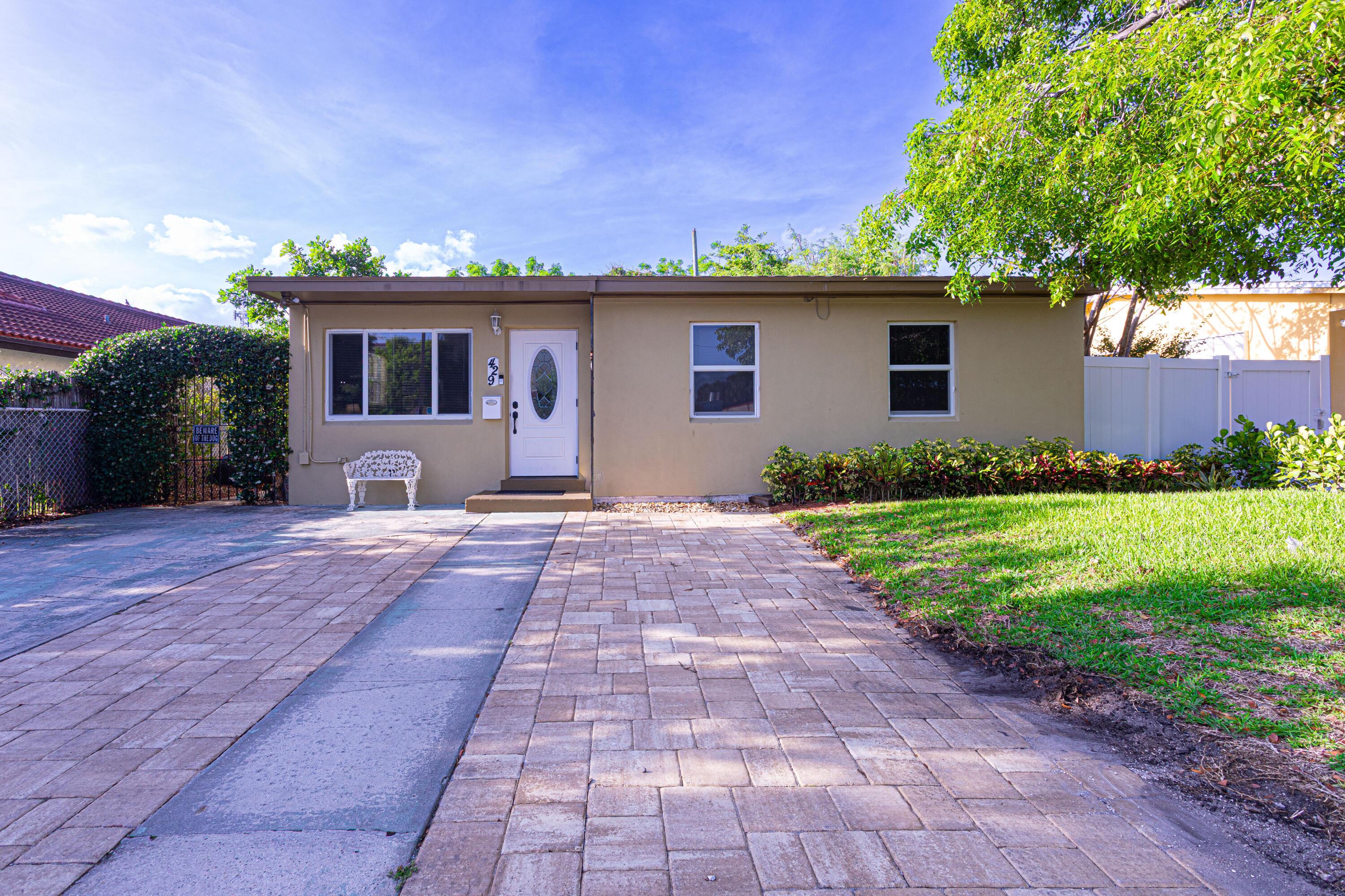 429 SUMMA Street, West Palm Beach, FL 33405, West Palm Beach