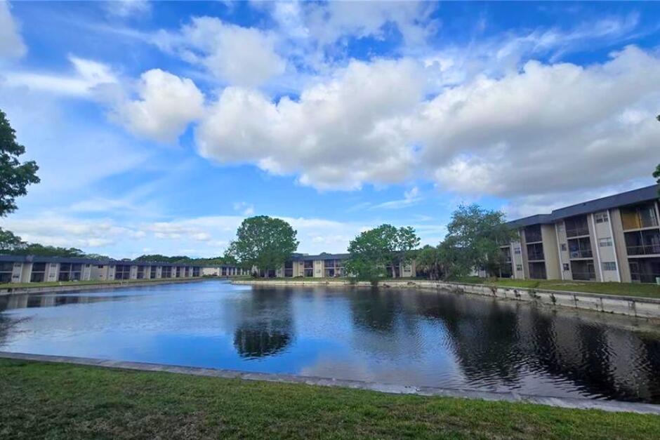 7801 Colony Circle S 106, Tamarac, FL 33321, Tamarac