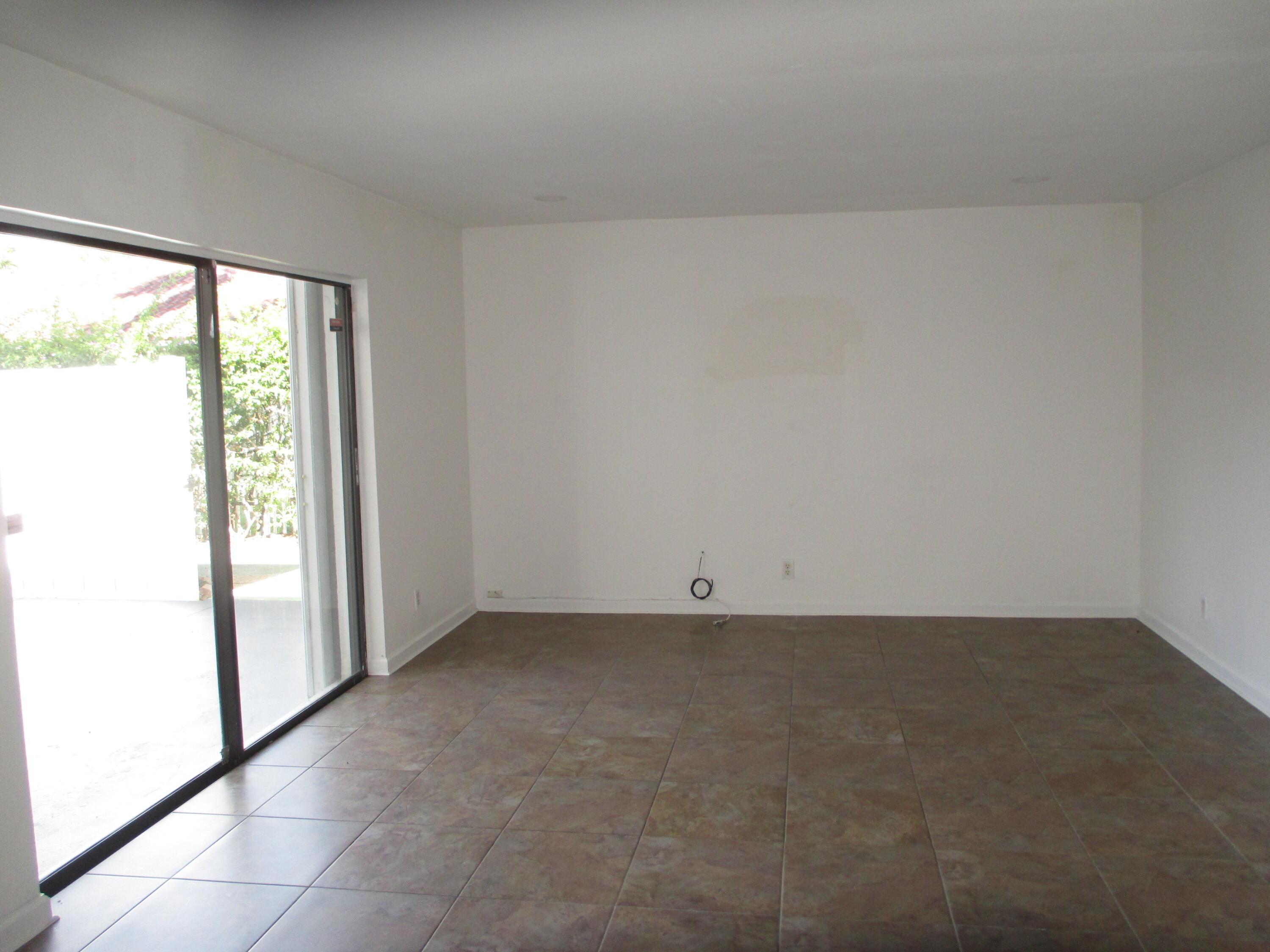 1437 PRINCETON Lane, Boynton Beach, FL 33426, Boynton Beach - Photo 4
