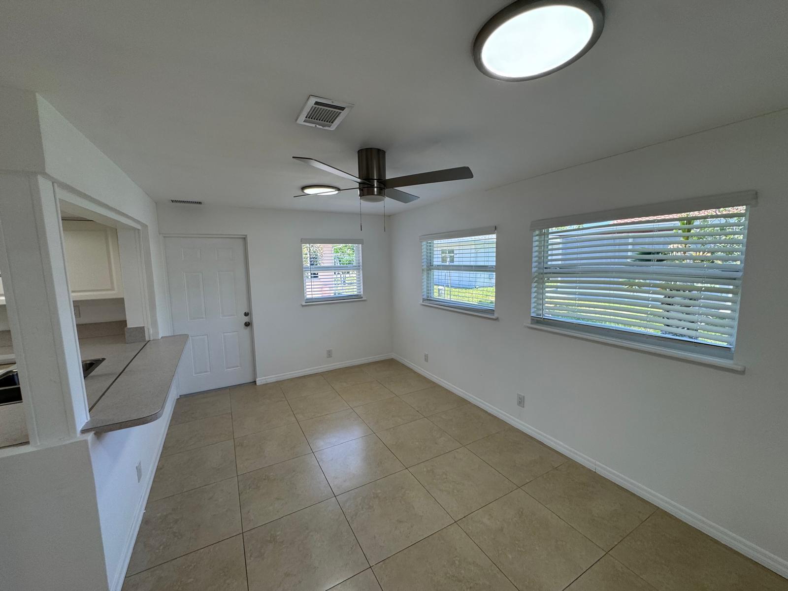 4717 NW 49TH Place, Tamarac, FL 33319, Tamarac - Photo 5