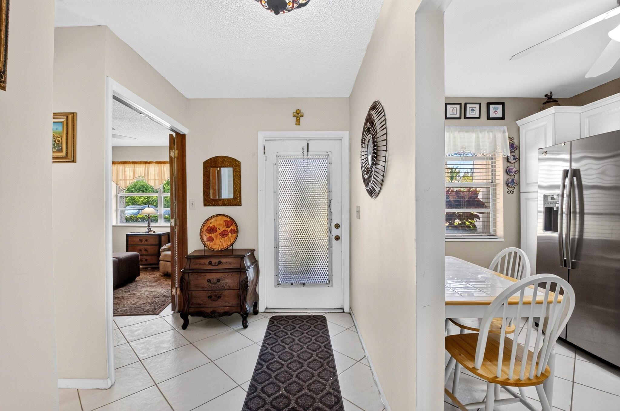 226 LAKE CONSTANCE Drive 226, West Palm Beach, FL 33411, West Palm Beach - Photo 5