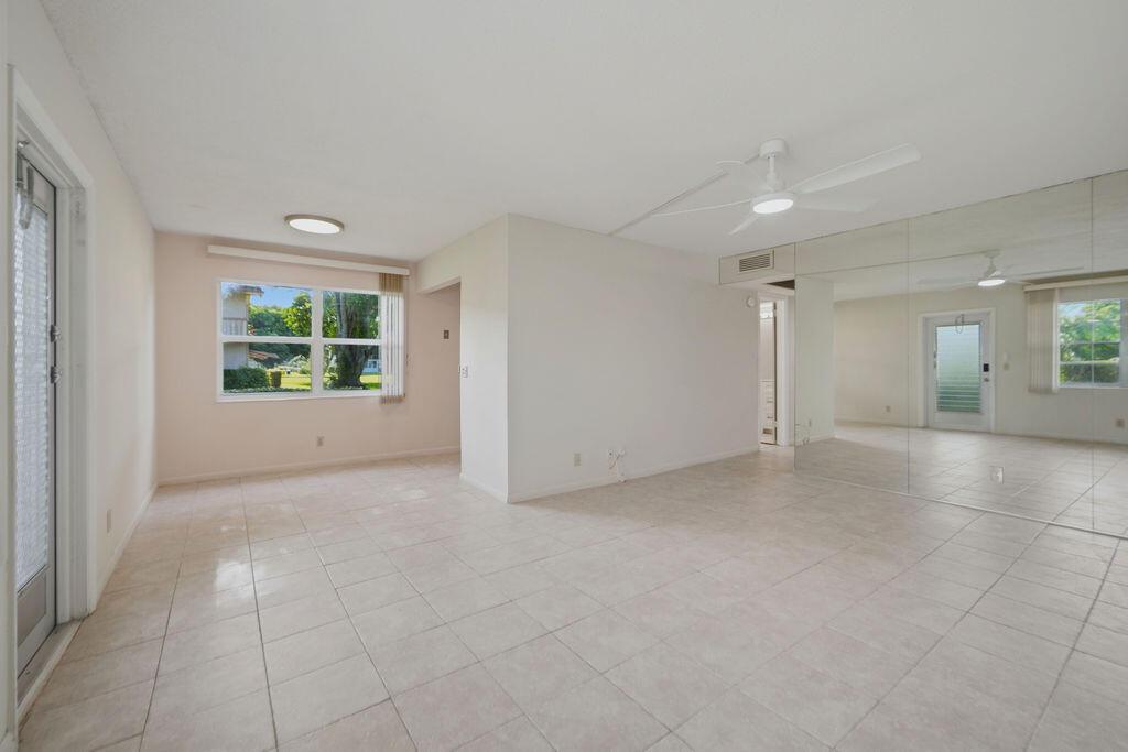 132 CAMBRIDGE F 132, West Palm Beach, FL 33417, West Palm Beach - Photo 3
