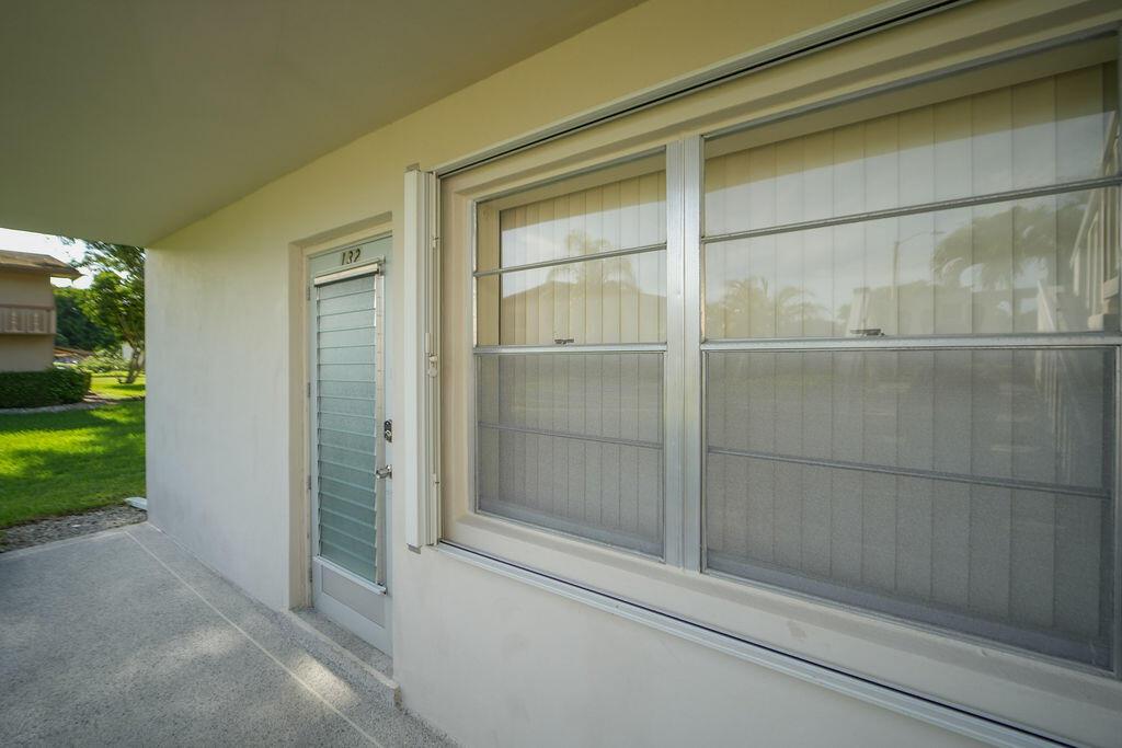 132 CAMBRIDGE F 132, West Palm Beach, FL 33417, West Palm Beach