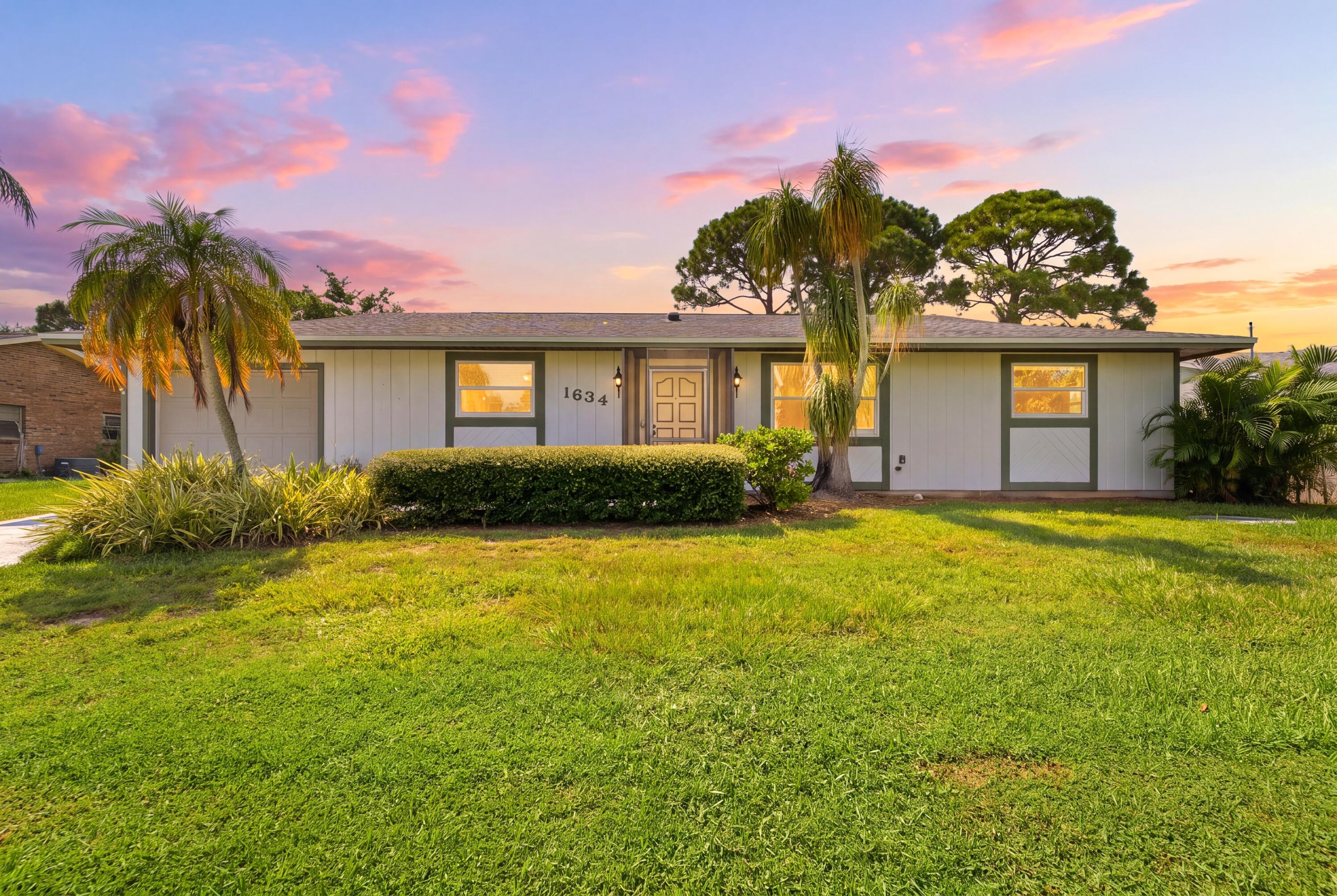 1634 SE CLEARMONT Street, Port St. Lucie, FL 34983, Port St. Lucie