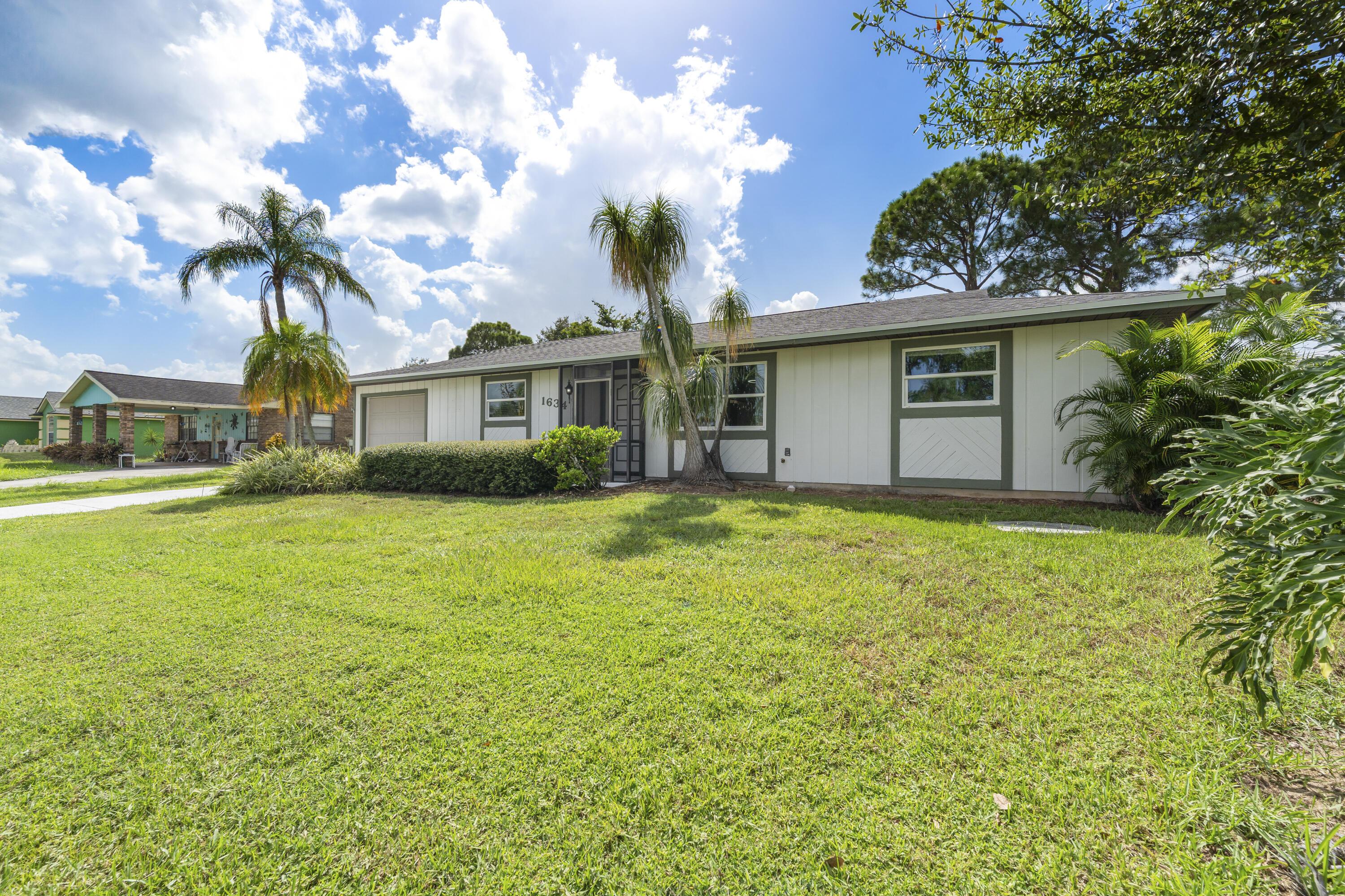 1634 SE CLEARMONT Street, Port St. Lucie, FL 34983, Port St. Lucie - Photo 4