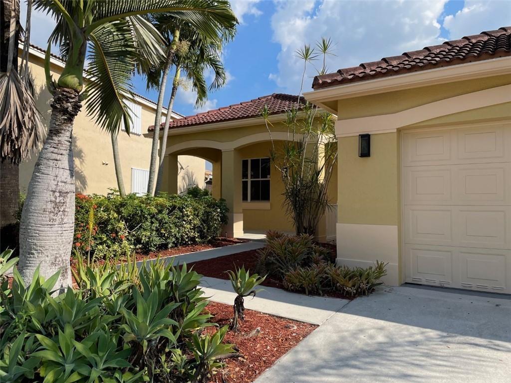 4293 LAUREL RIDGE Circle 4293, Weston, FL 33331, Weston - Photo 5