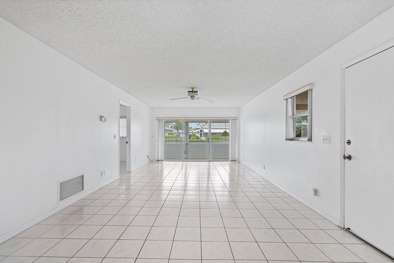 121 MOCKINGBIRD Lane, Delray Beach, FL 33445, Delray Beach - Photo 5