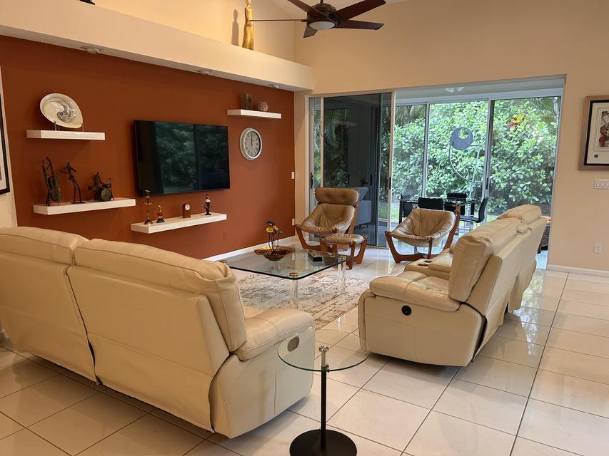 8884 Shoal Creek Lane, Boynton Beach, FL 33472, Boynton Beach - Photo 2