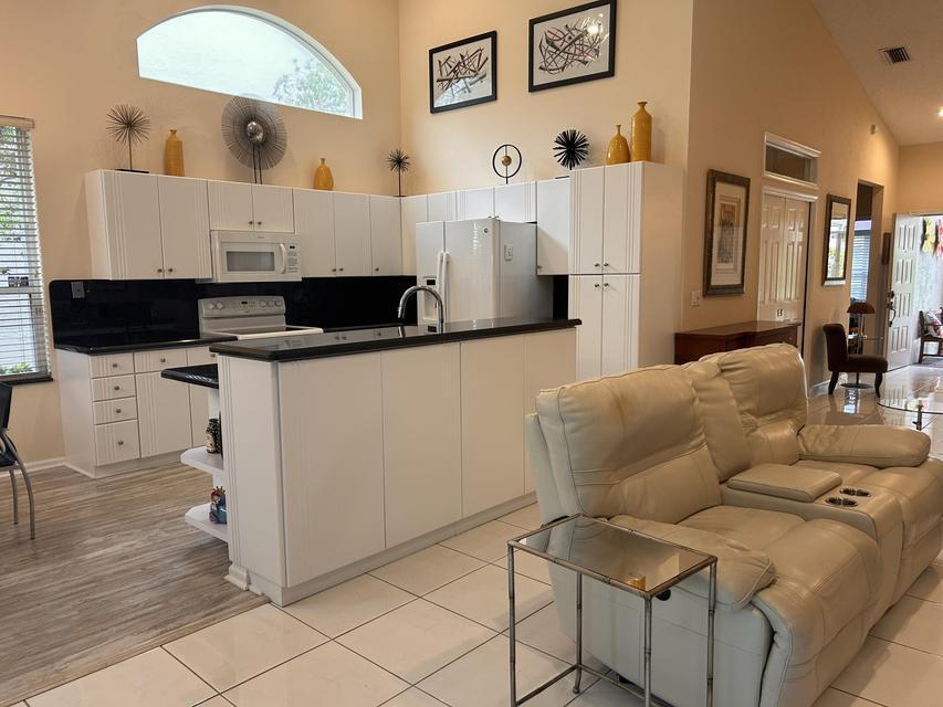 8884 Shoal Creek Lane, Boynton Beach, FL 33472, Boynton Beach - Photo 5
